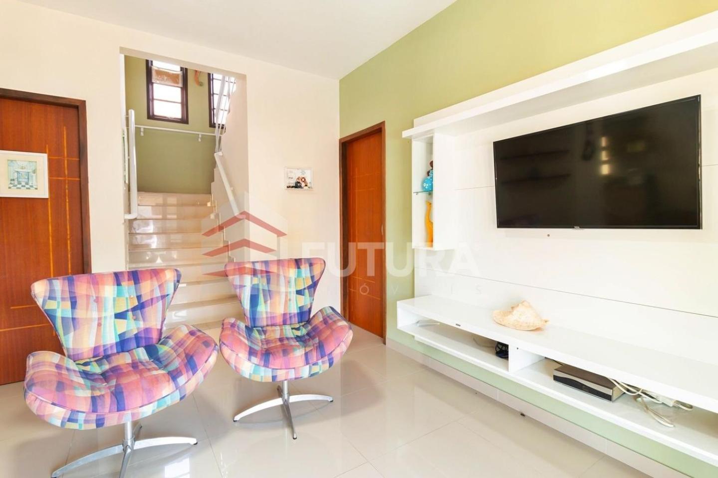 LINDA CASA COM PISCINA PARA ALUGUEL DE TEMPORADA EM BOMBAS