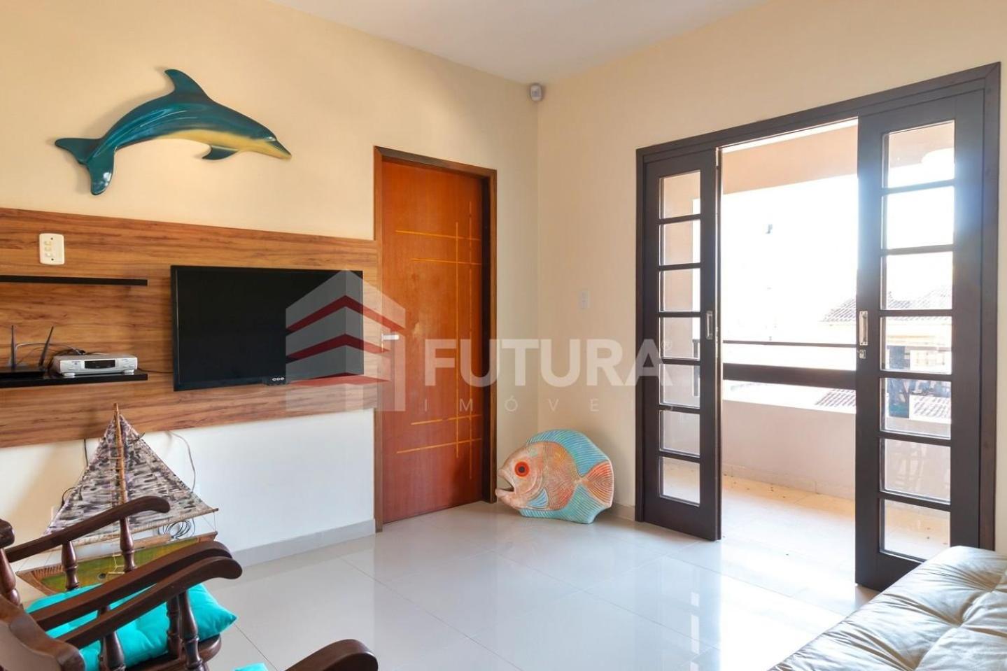 LINDA CASA COM PISCINA PARA ALUGUEL DE TEMPORADA EM BOMBAS