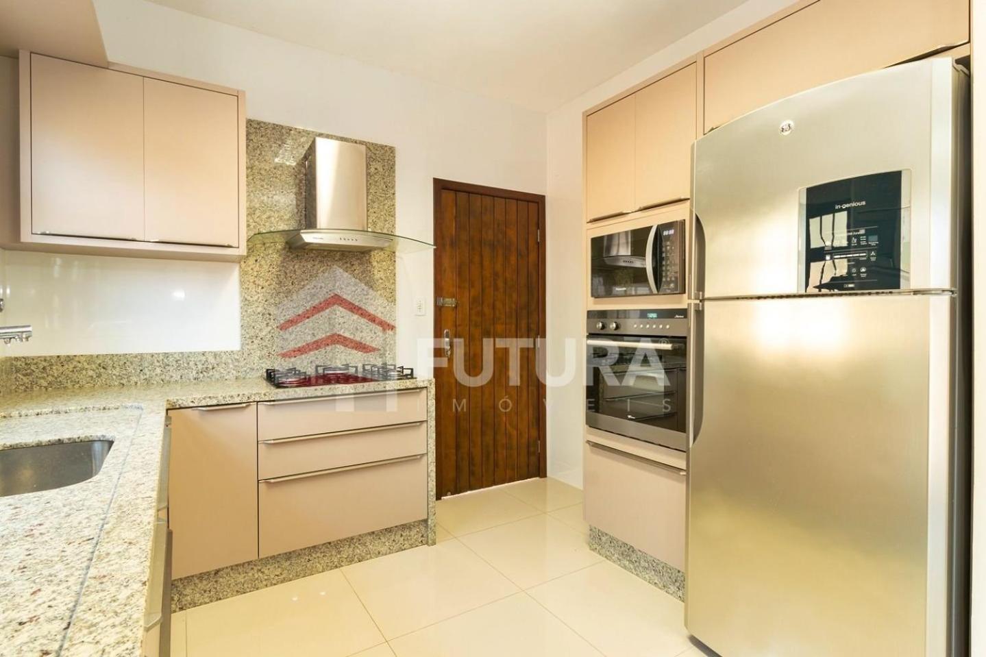 LINDA CASA COM PISCINA PARA ALUGUEL DE TEMPORADA EM BOMBAS