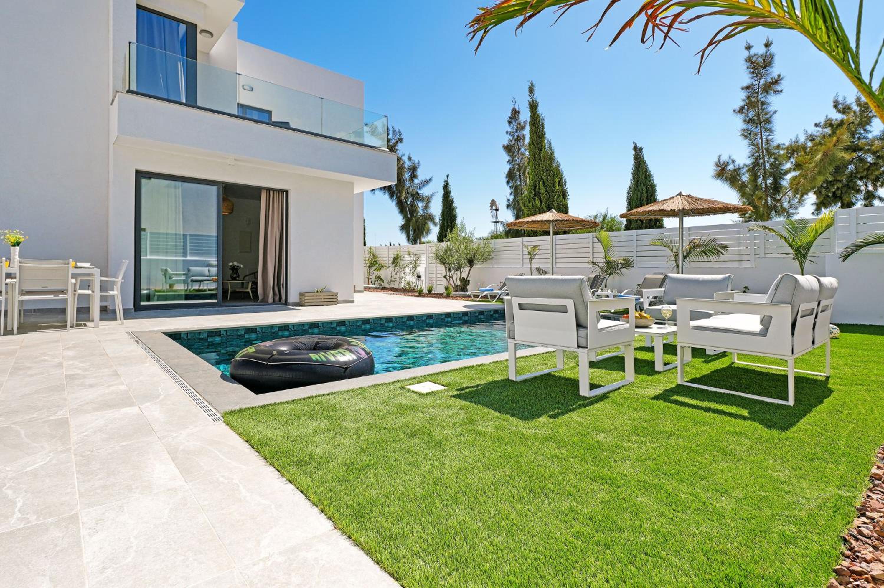 Villa Clio - 3bed All En-suite with Private Pool