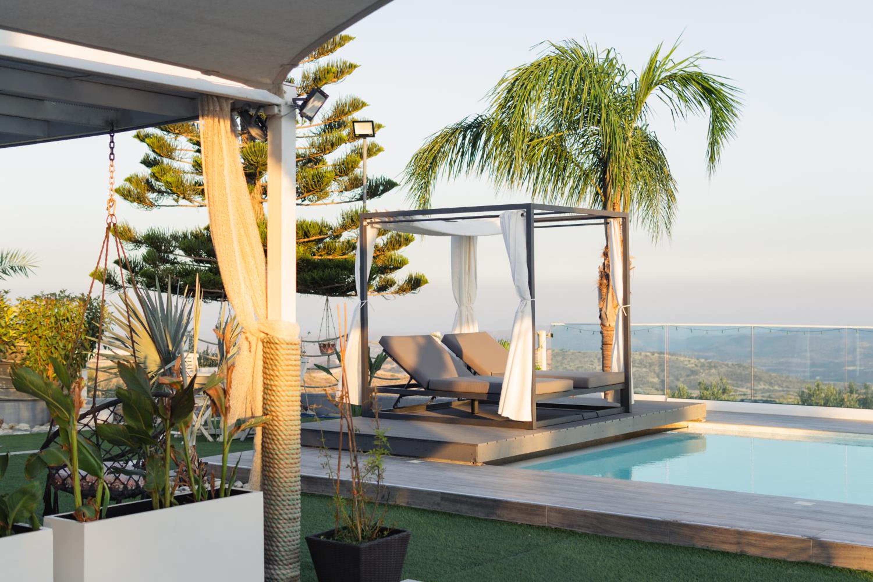 Kasparis View Residence