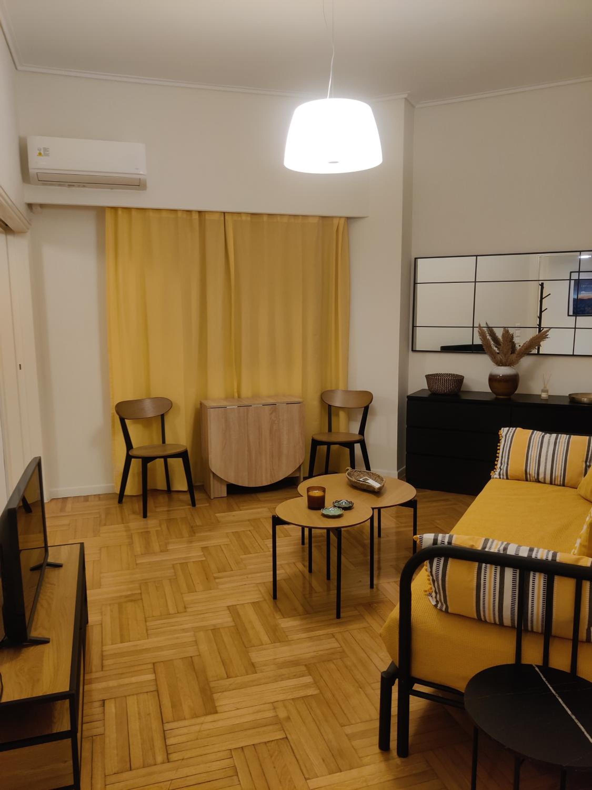 Pagkrati Apartment 80