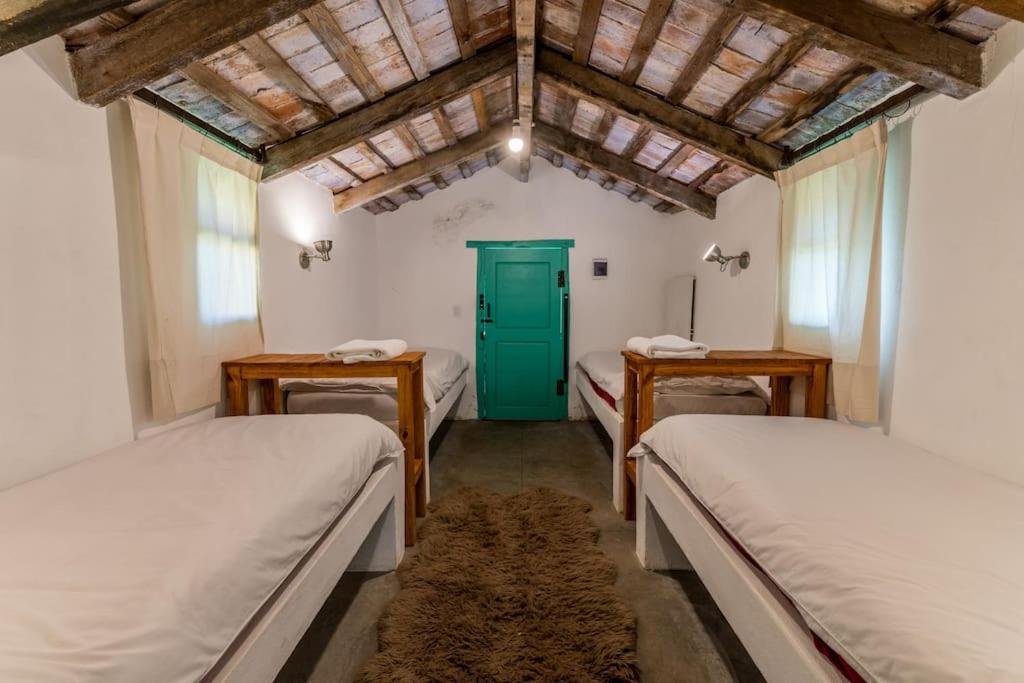 Golf a 600 mts, Piscina, Parrilla, Jardín, Vistas y WIFI
