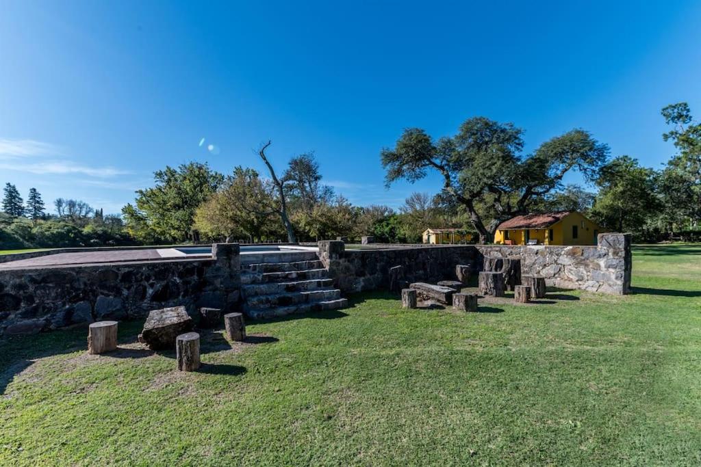 Golf a 600 mts, Piscina, Parrilla, Jardín, Vistas y WIFI