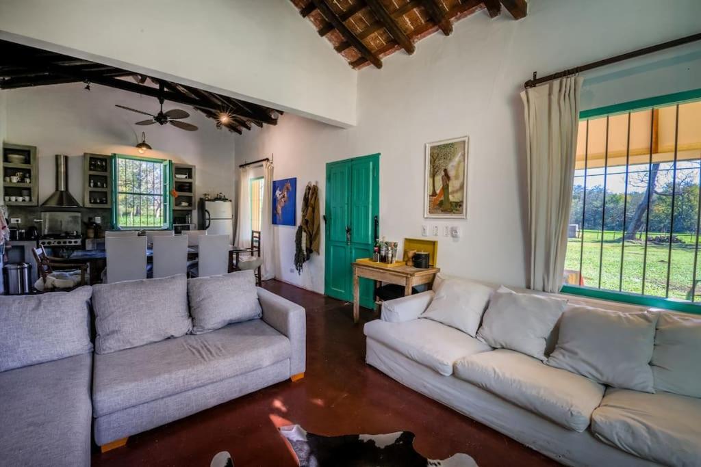 Golf a 600 mts, Piscina, Parrilla, Jardín, Vistas y WIFI