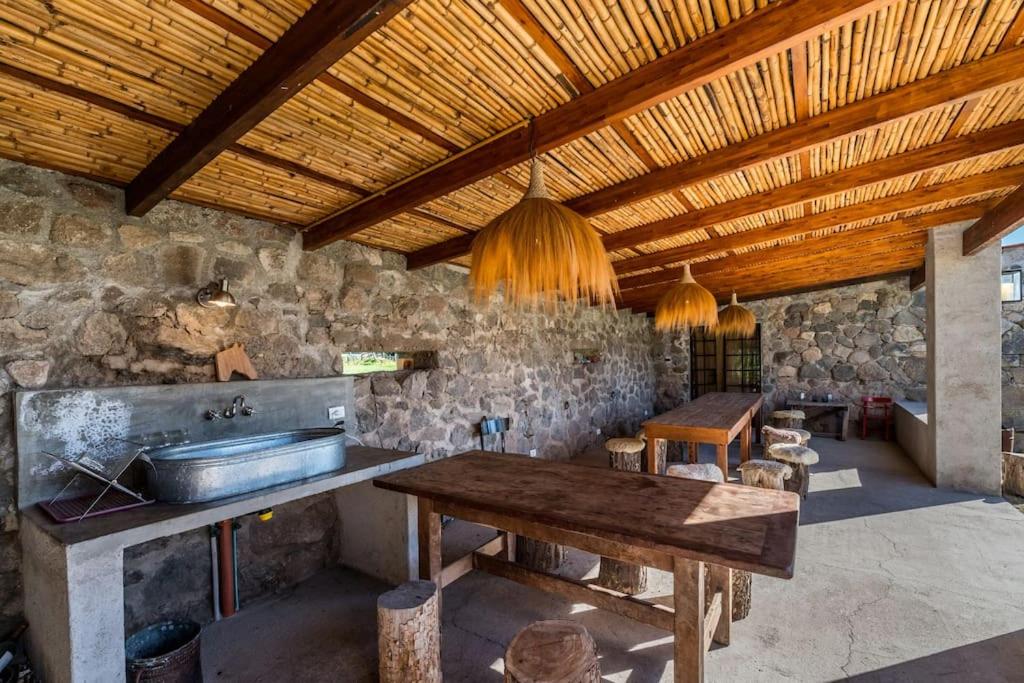 Golf a 600 mts, Piscina, Parrilla, Jardín, Vistas y WIFI