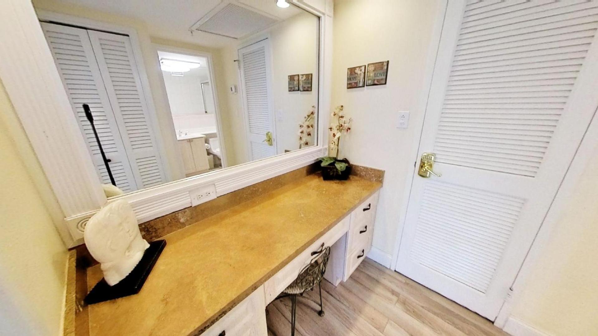 Photo 105