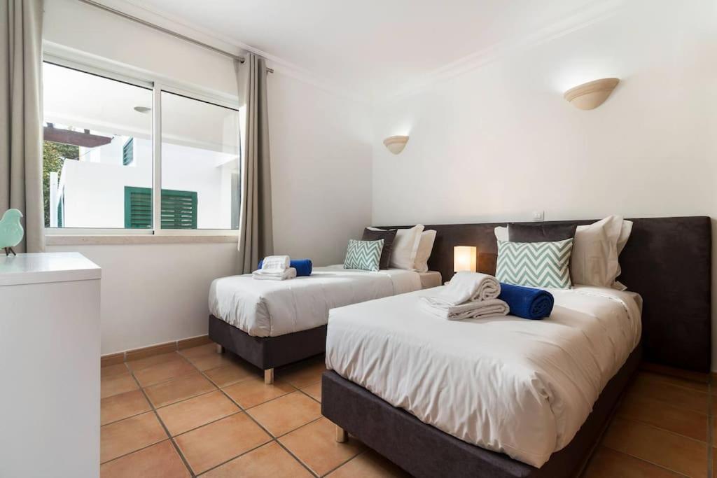 Stylish 2BR Ground Floor Apartment in Vila Sol, Direct Garden and Poolside Acces view 5