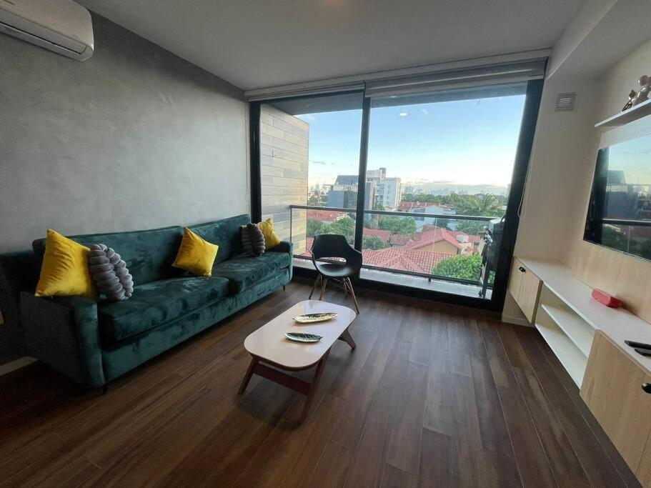 Moderno y amplio apartamento 2D