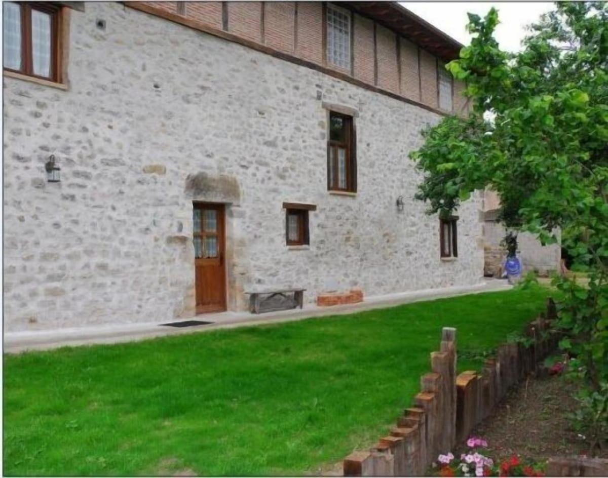 Zadorra Etxea Casa