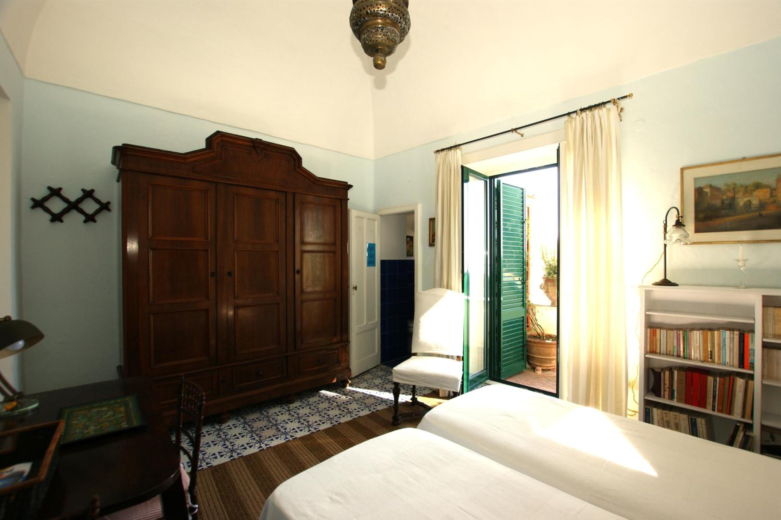 Casa Vecchia view 4