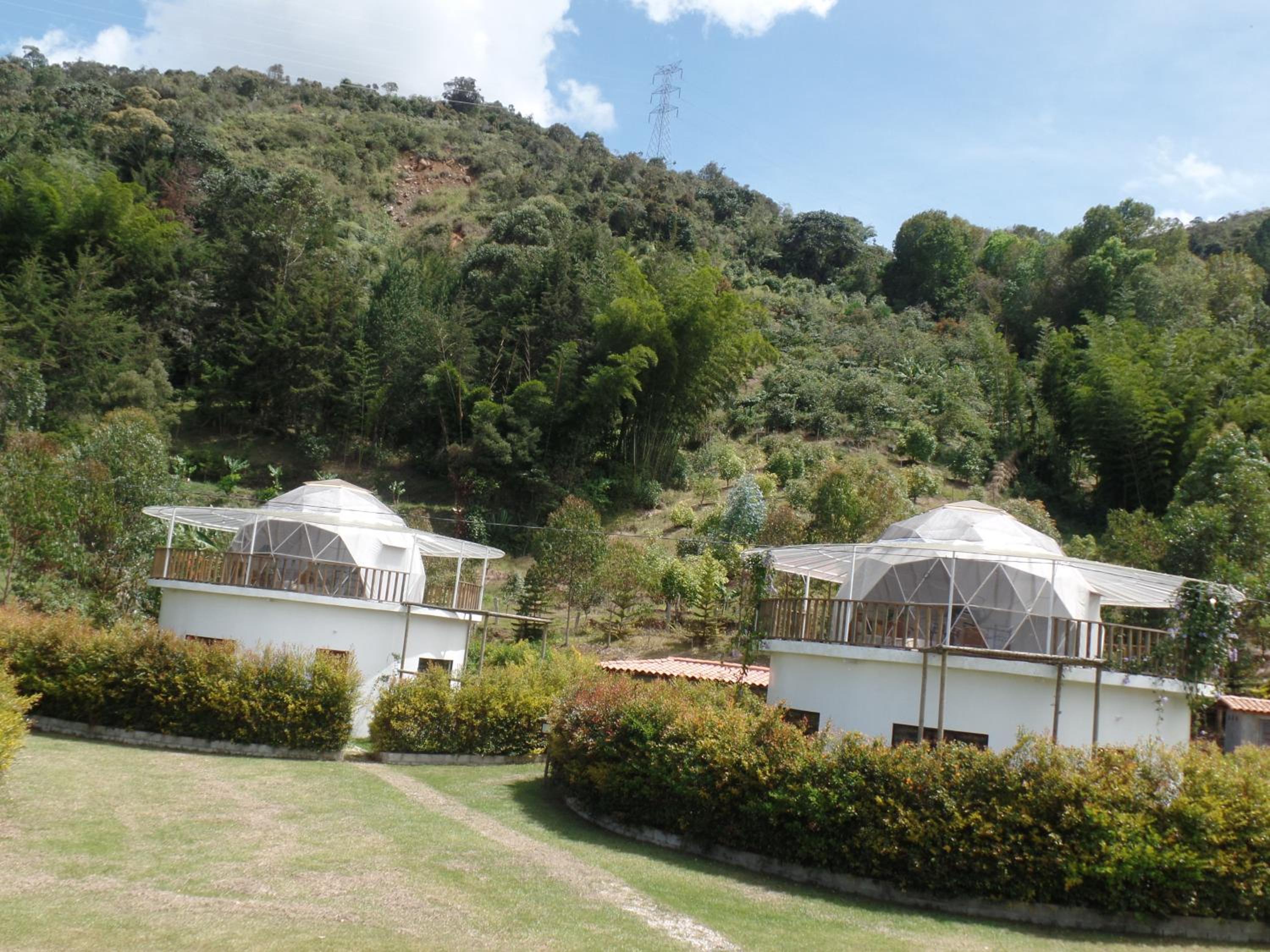 Glamping con jacuzzi y cocina- El Peñol a 30 minutos de Guatapé