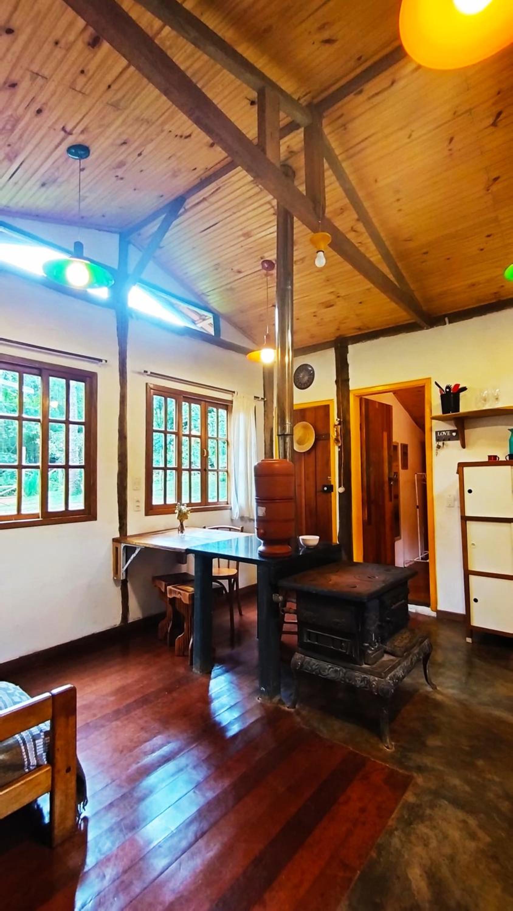 Casa das Araucárias - Sítio Salamandra, Vale do Matutu