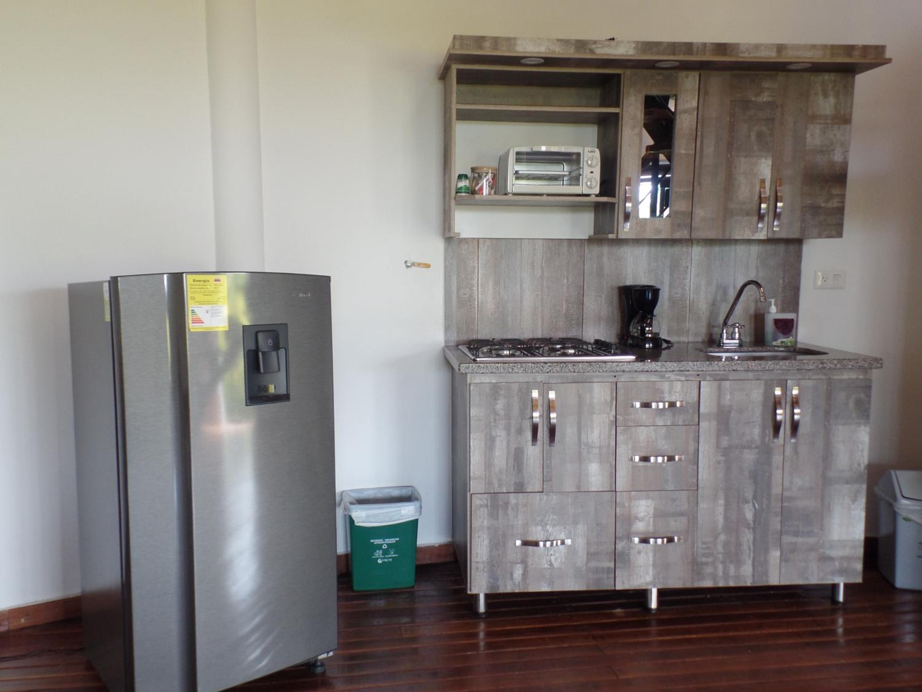 Glamping con jacuzzi y cocina- El Peñol a 30 minutos de Guatapé