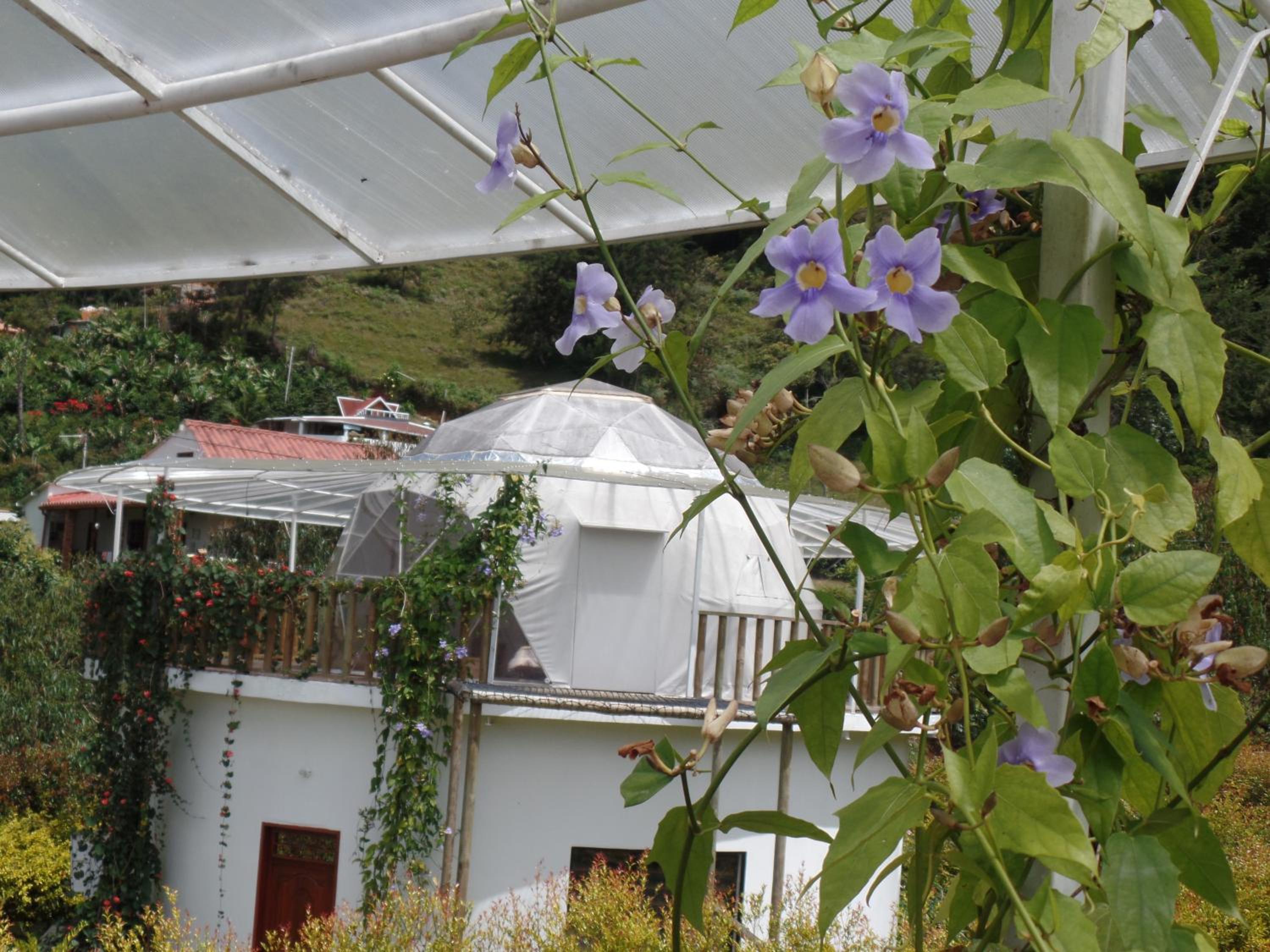 Glamping con jacuzzi y cocina- El Peñol a 30 minutos de Guatapé