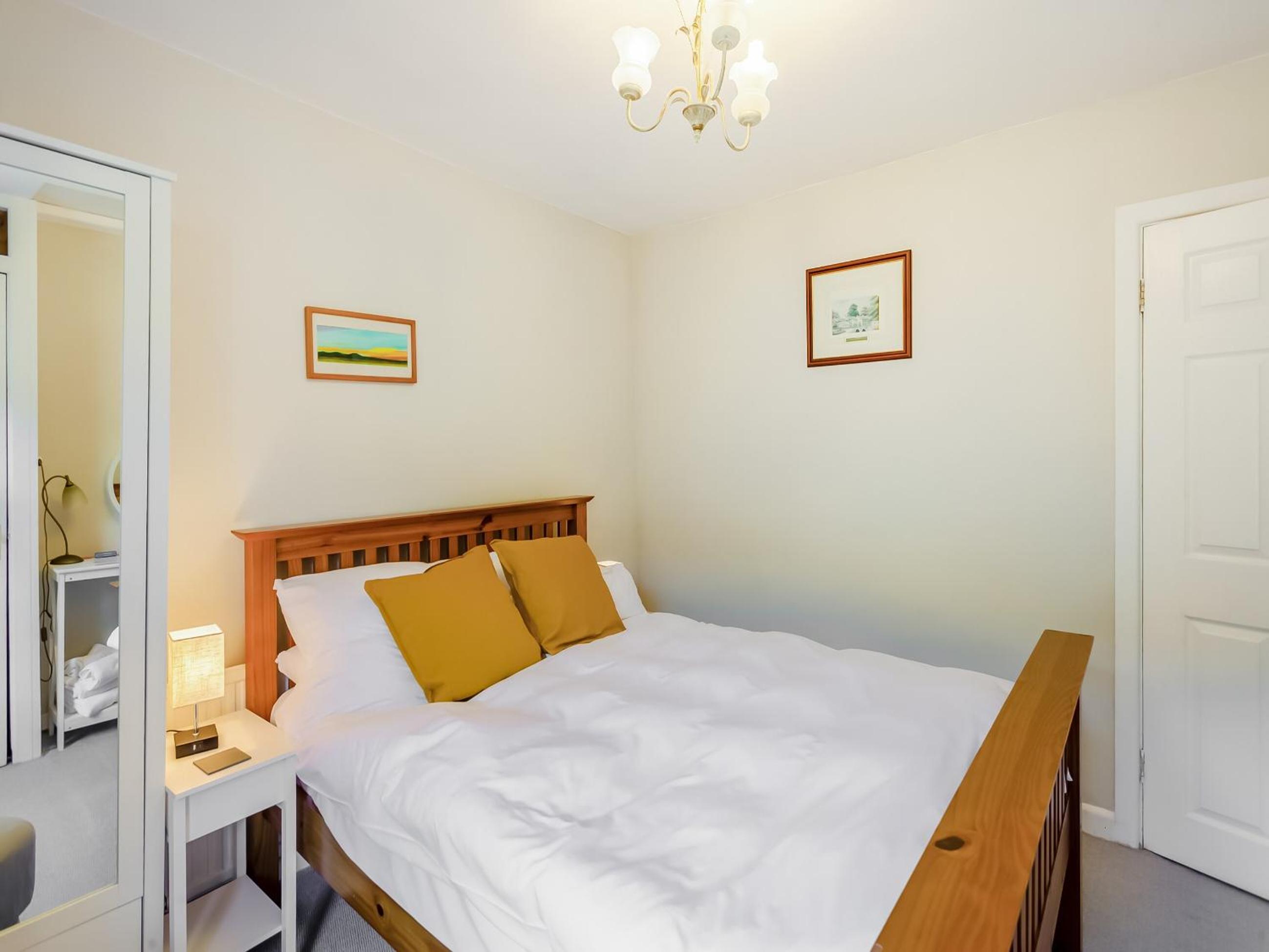 Hillview Cottage