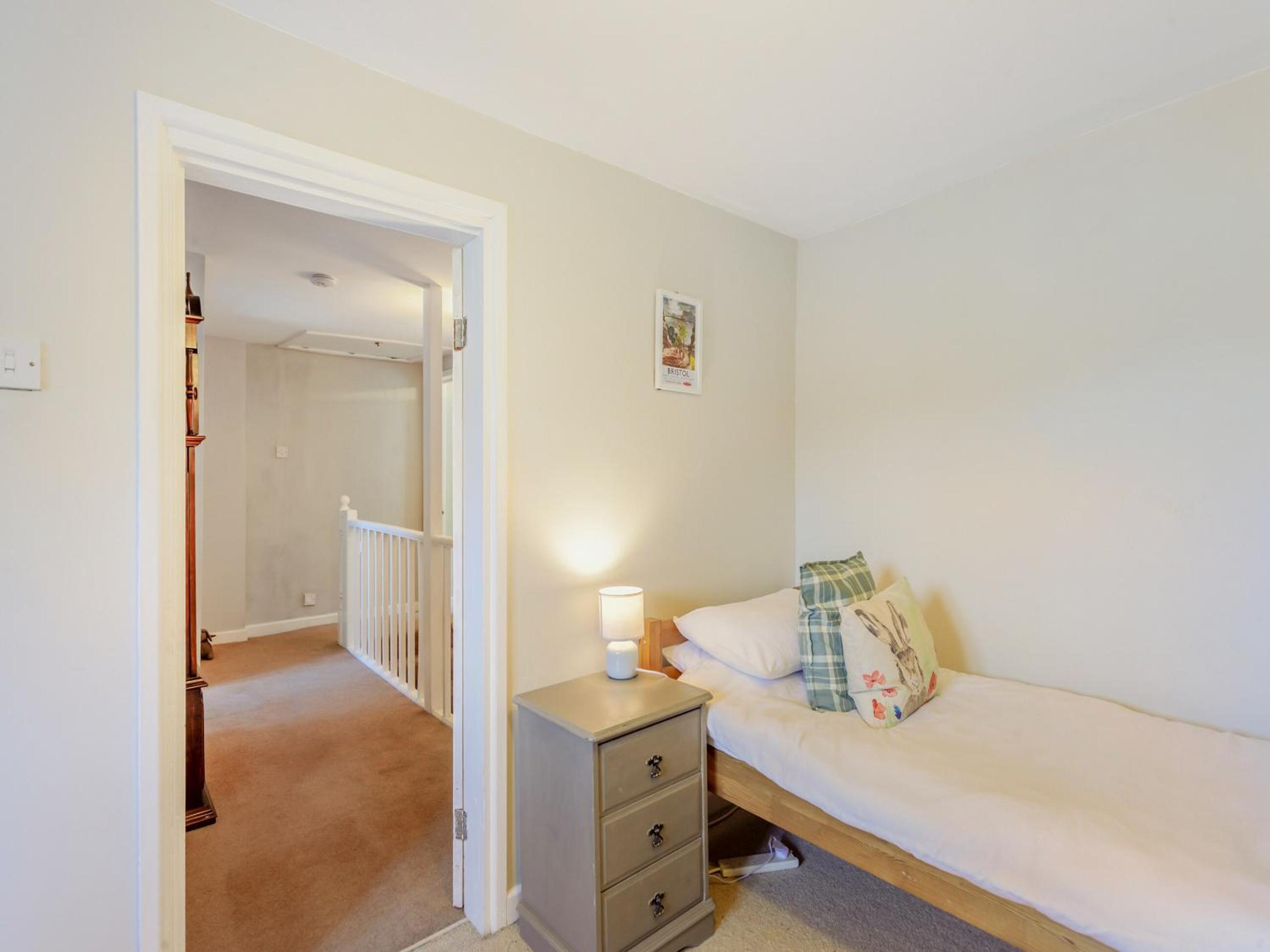 Hillview Cottage