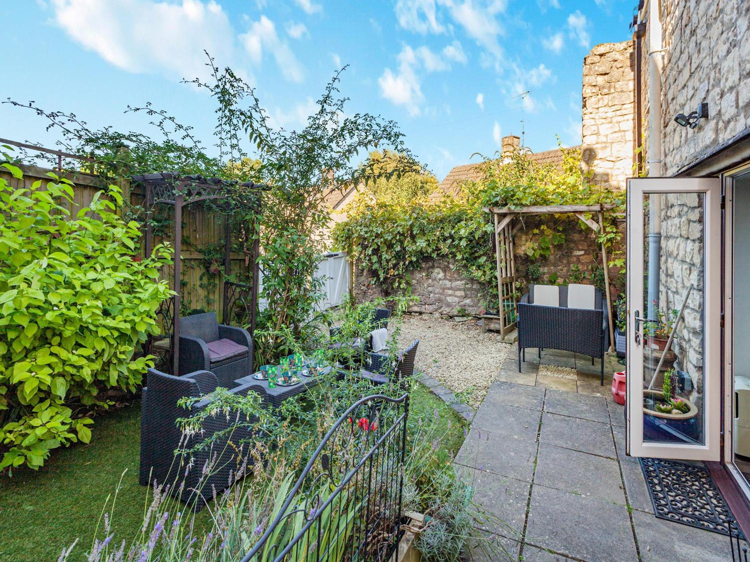 Hillview Cottage