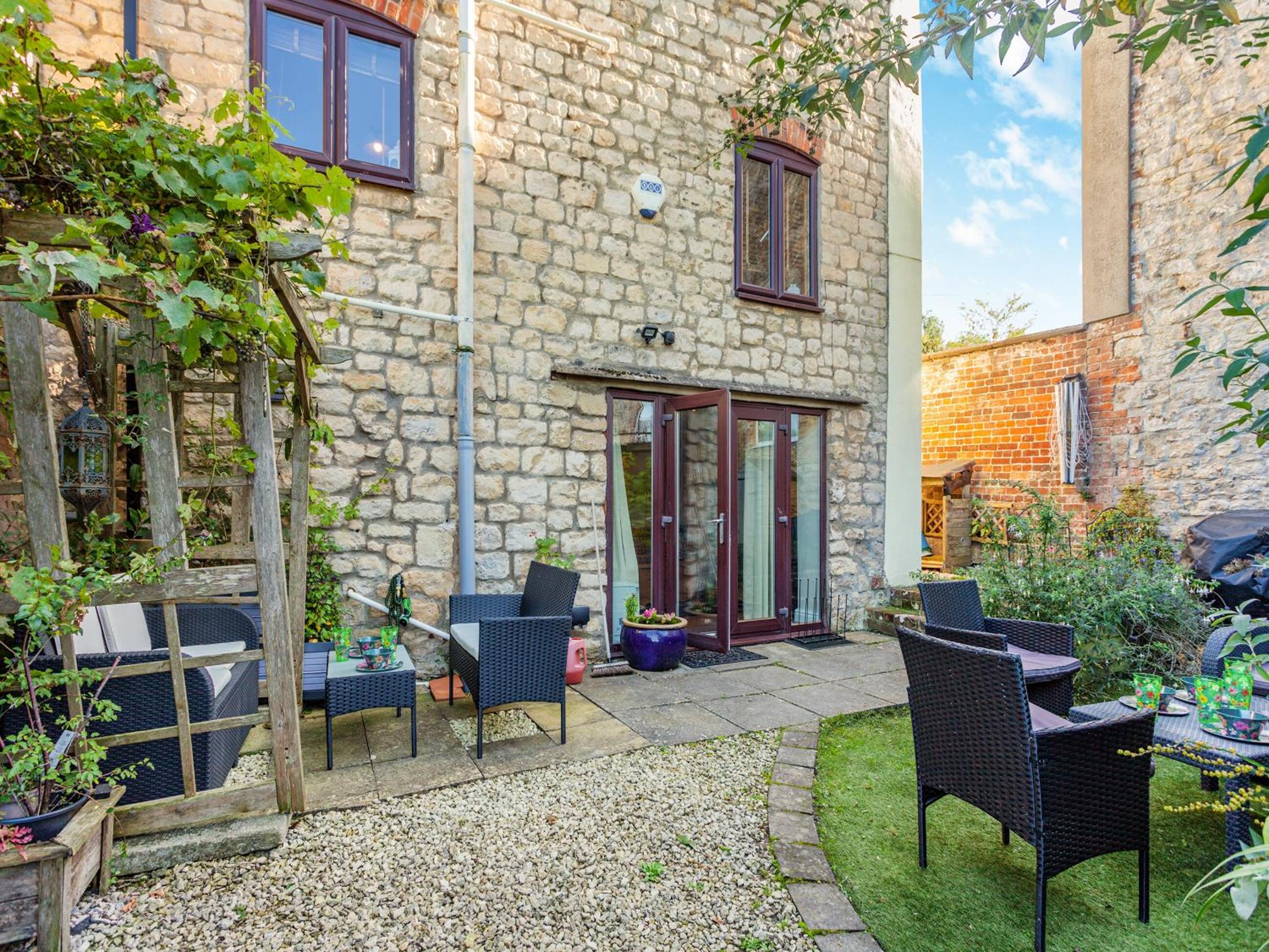 Hillview Cottage