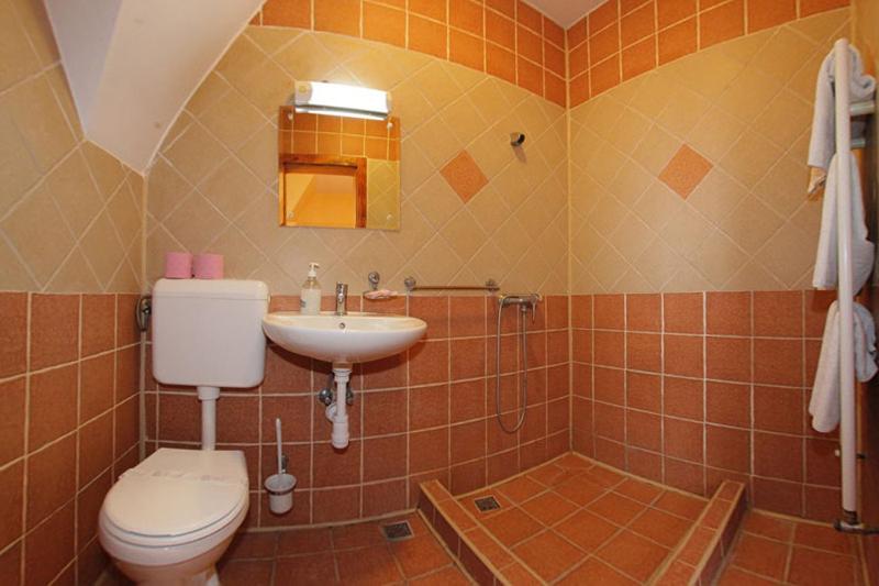 Complex ALMASPA