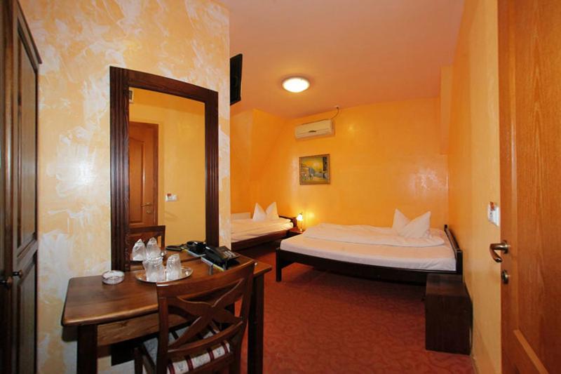 Complex ALMASPA