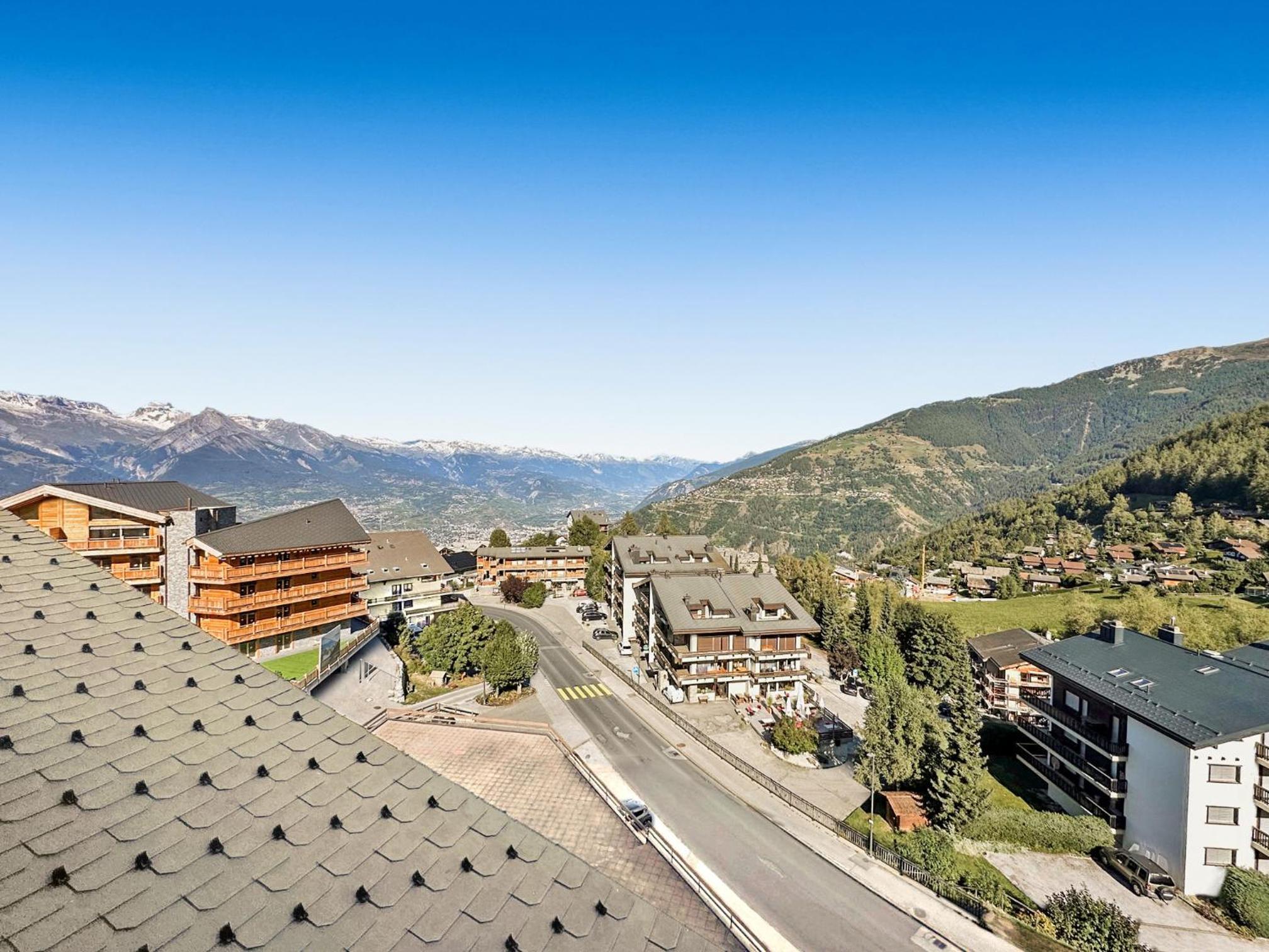 Breathtaking view -Nendaz - 4 Valleys - Swiss Alps