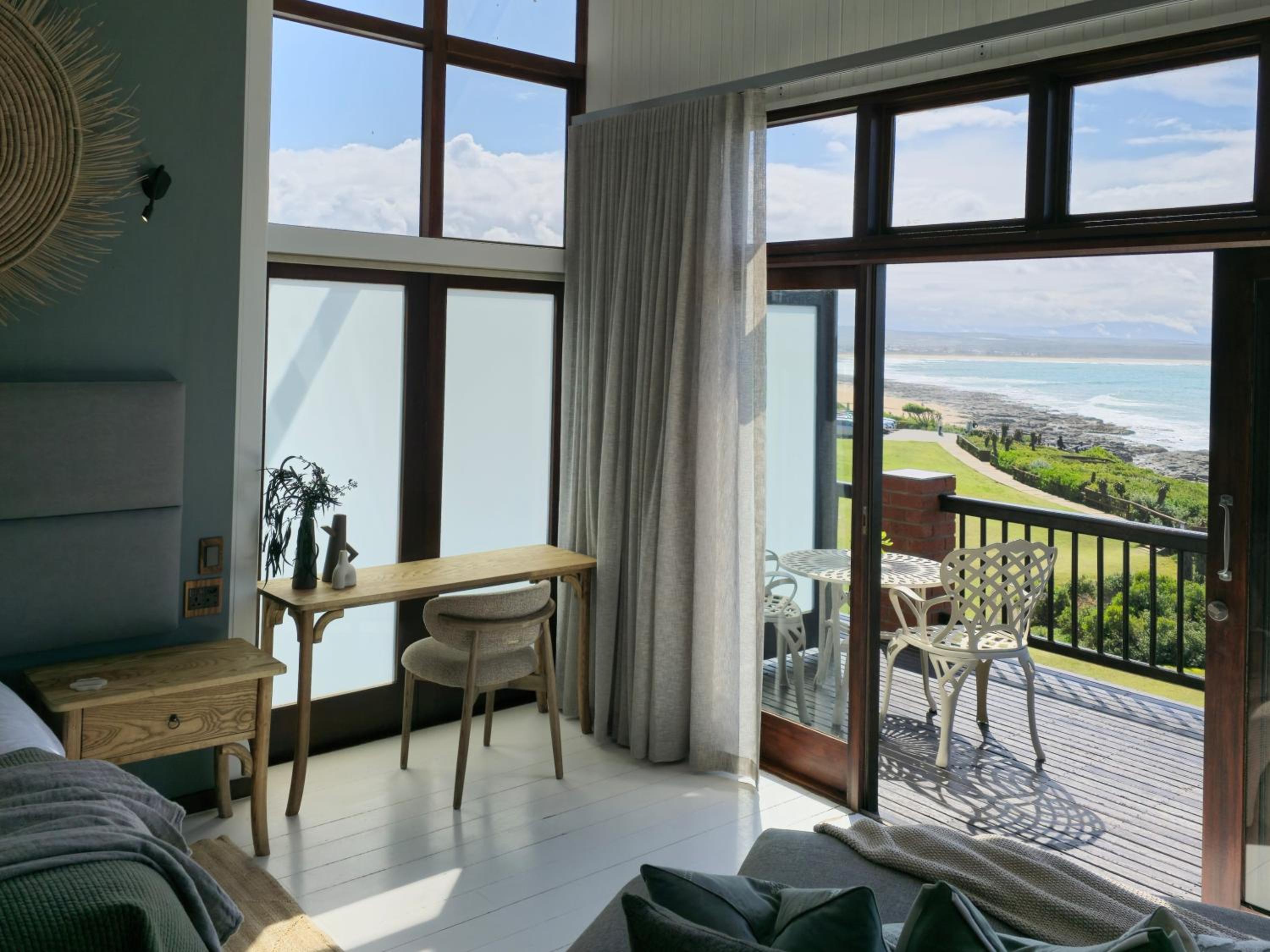 Shaloha Guesthouse on Supertubes view 4