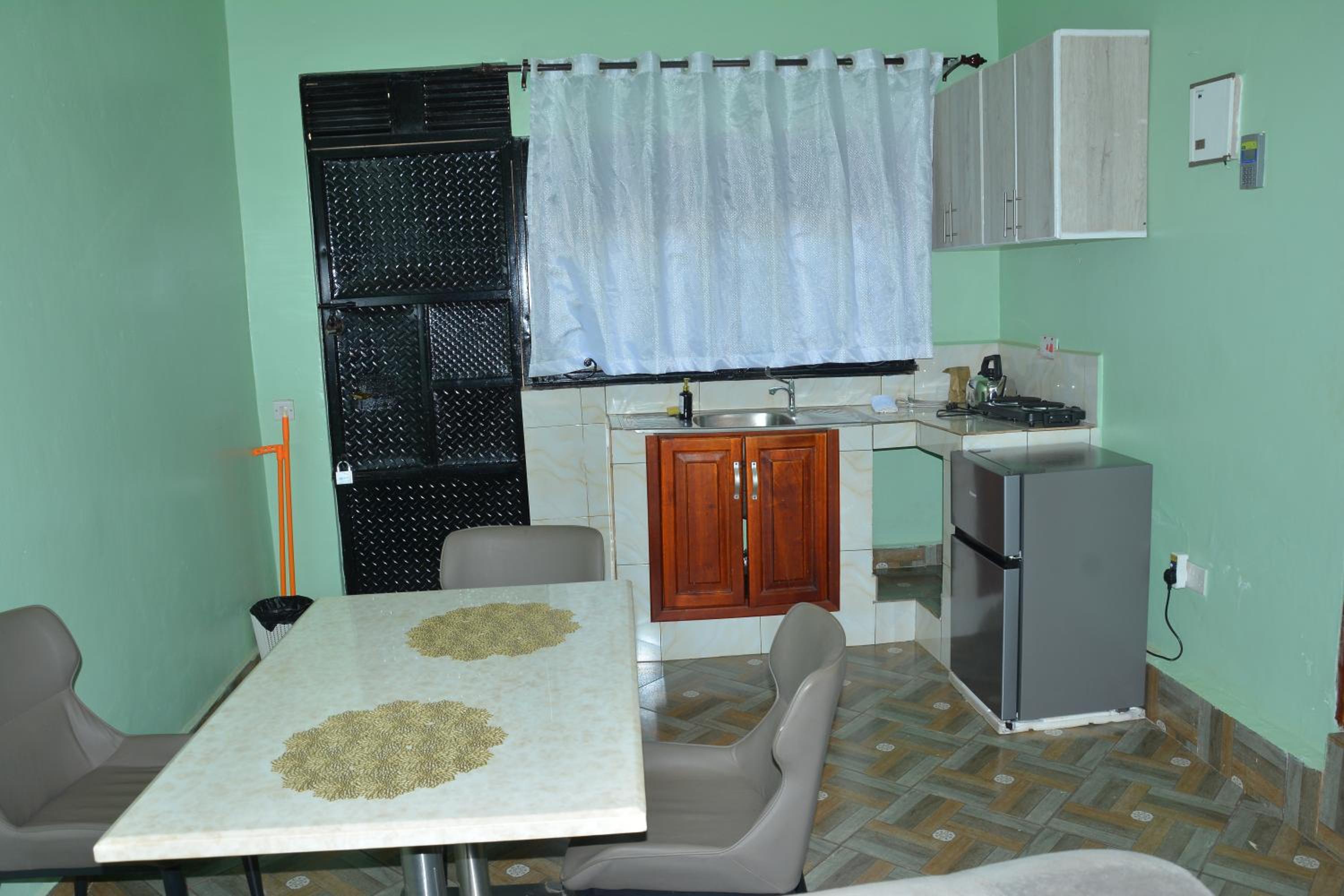 Pal Furnished Houses