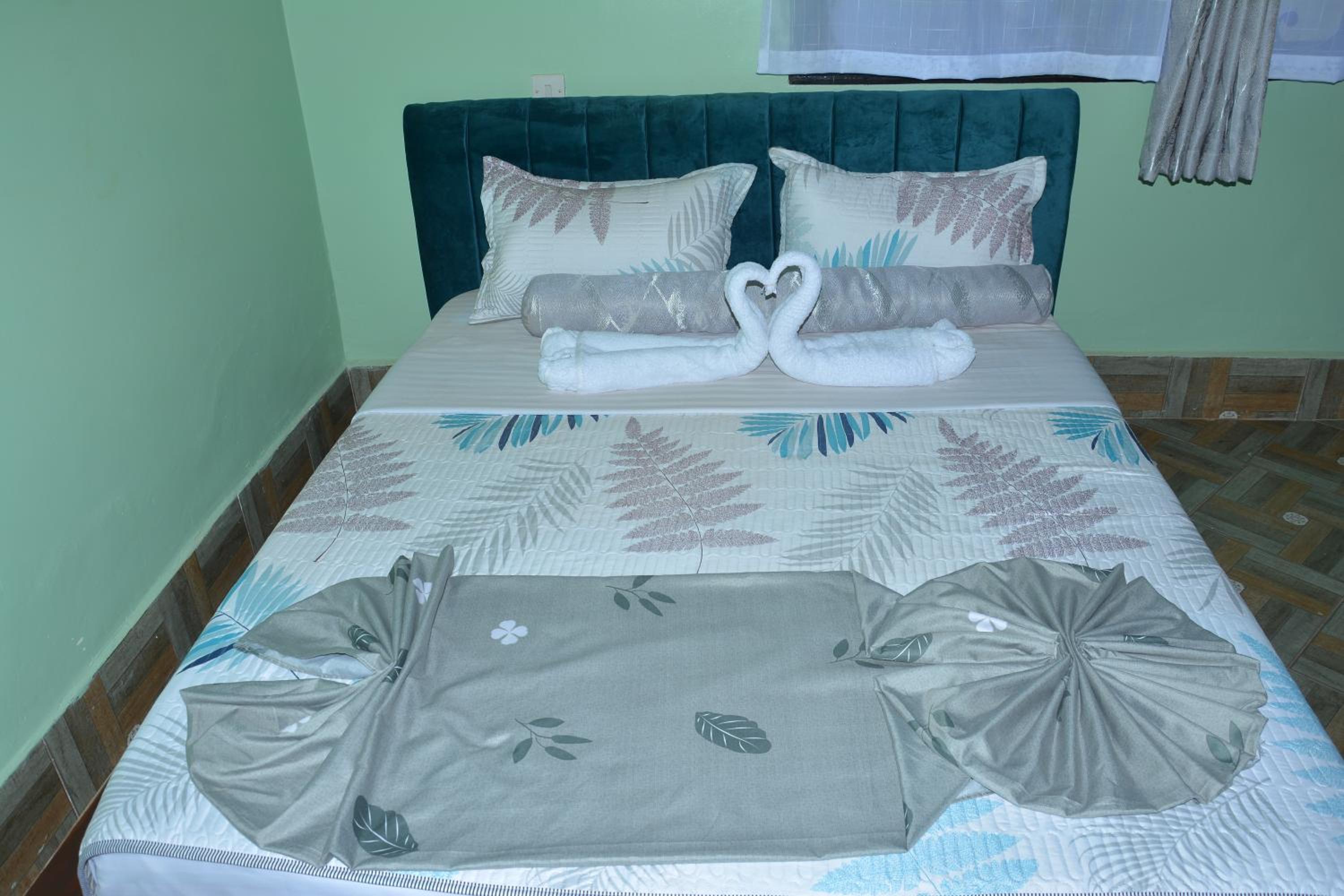 Pal Furnished Houses