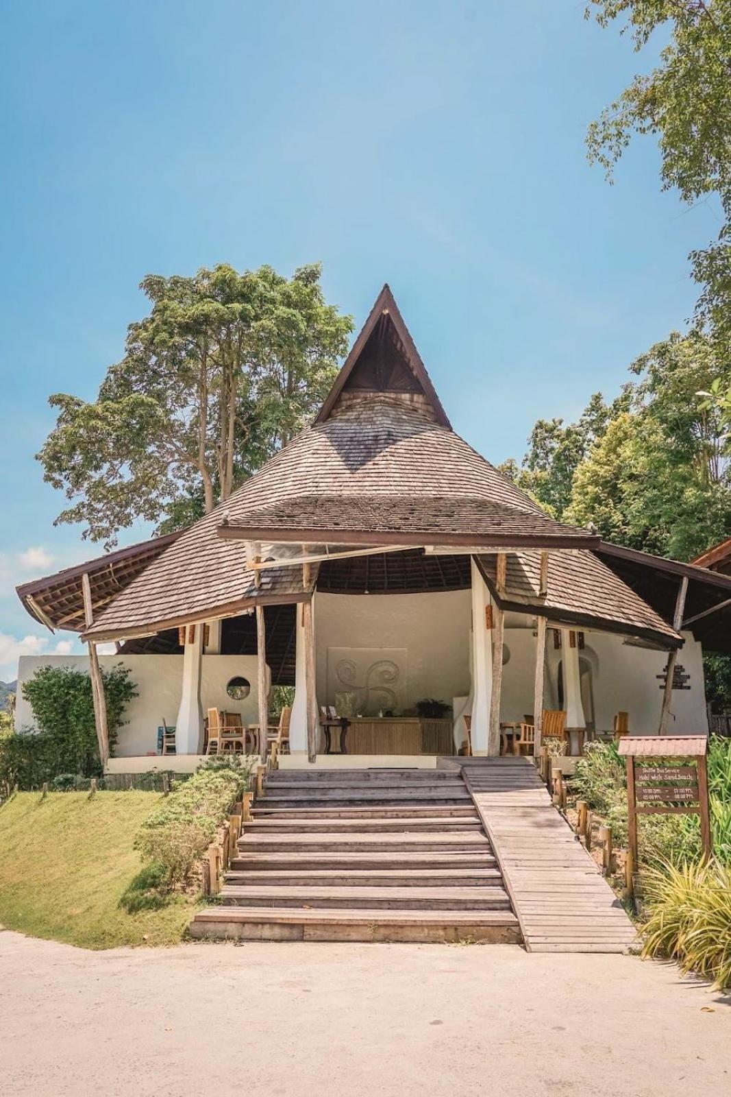 AANA Resort & Villas Koh Chang