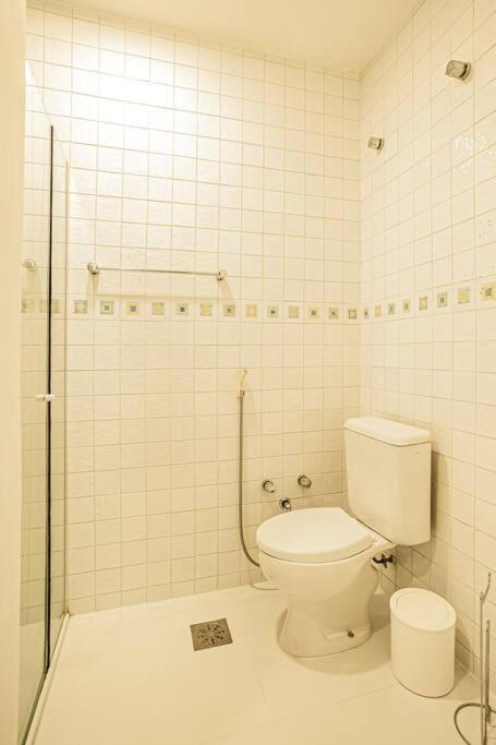 Casa espetacular e completa no condomínio Iporanga