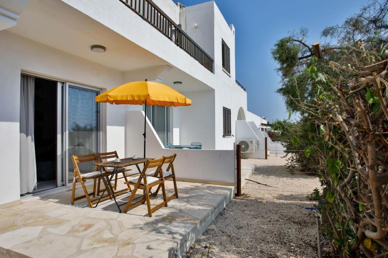 OASIS-Amazing Location, Sea View, Stylish Apartment