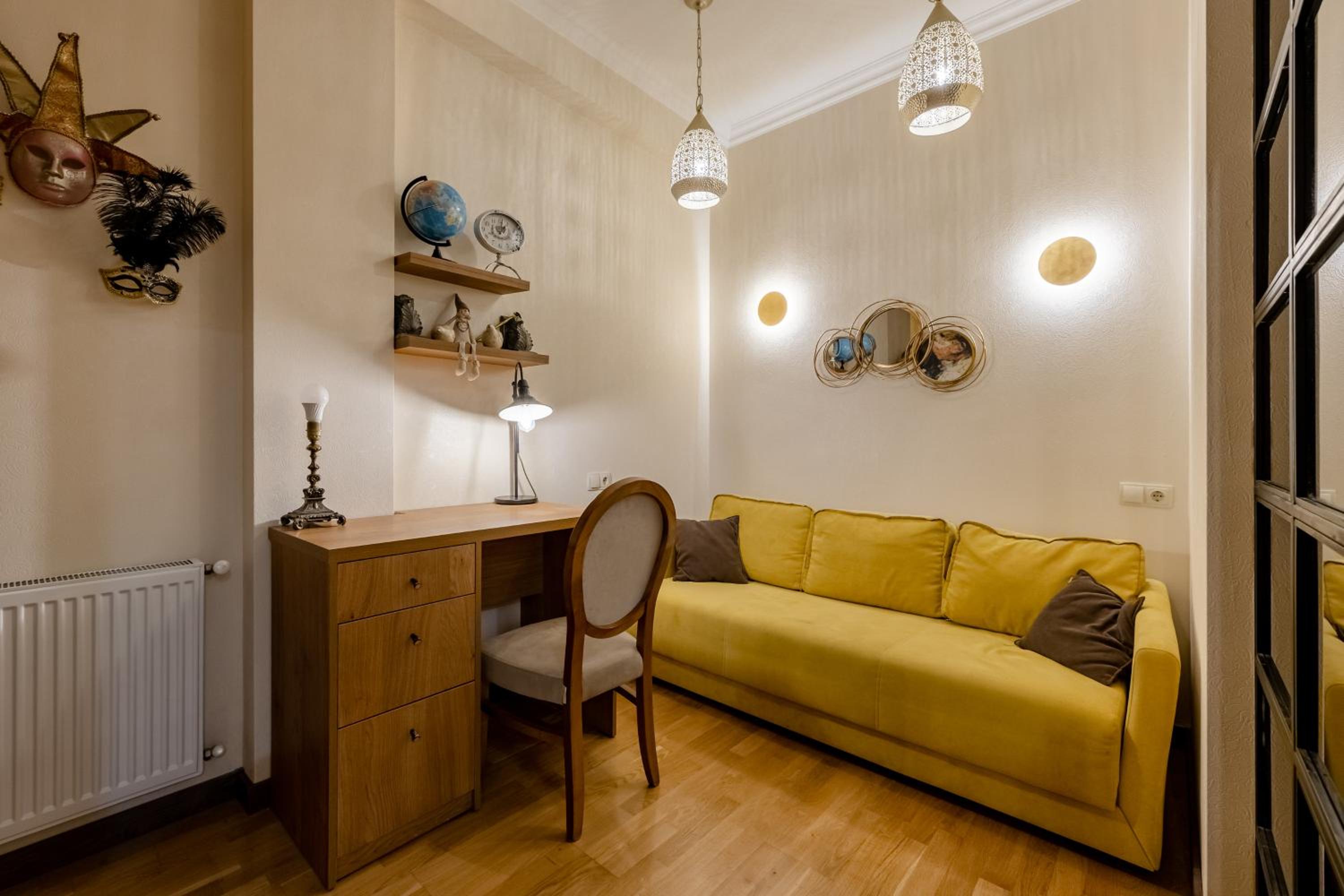 Apartment on Rustaveli avenue