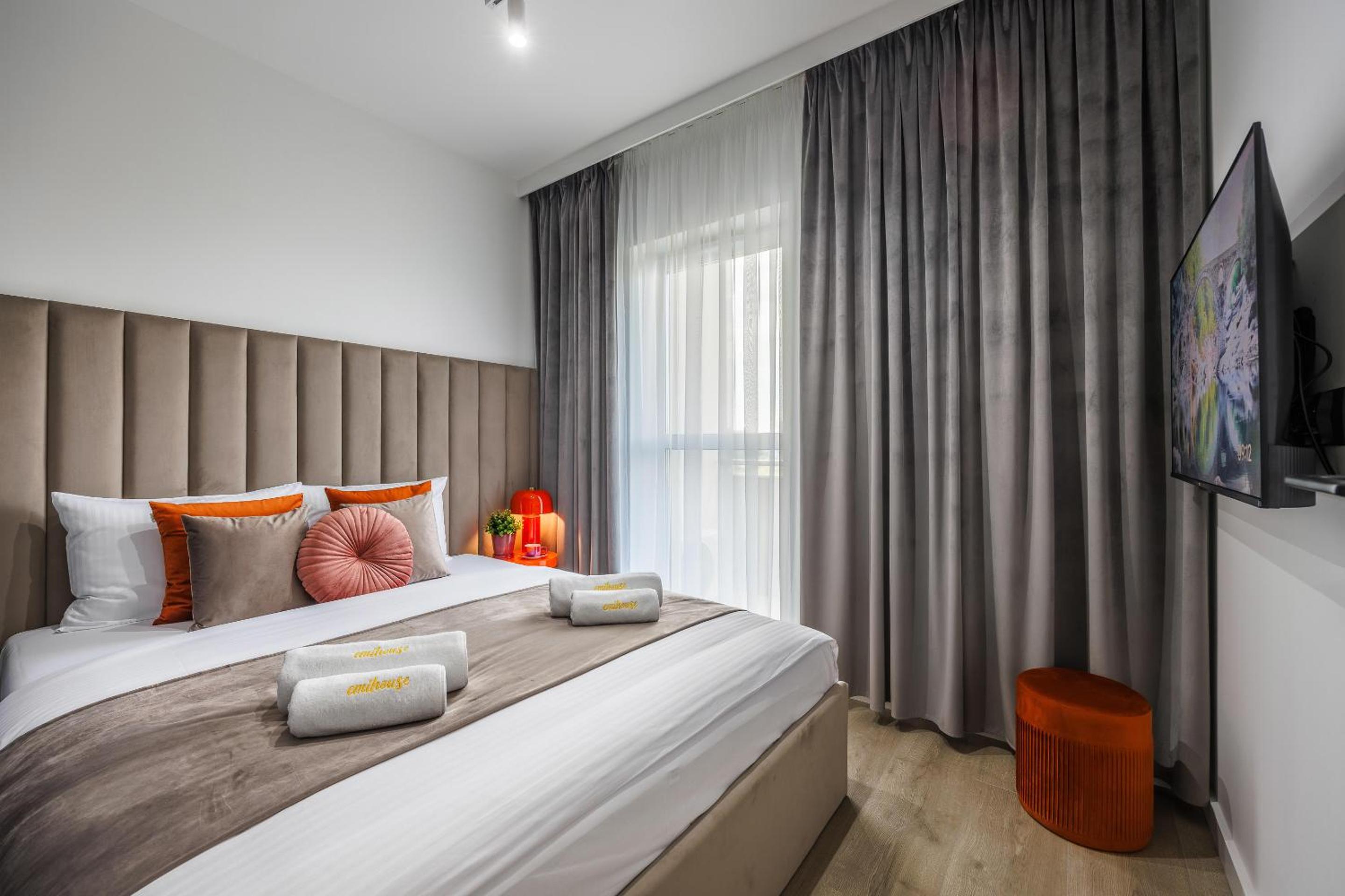 Emihouse Riverside Apartments