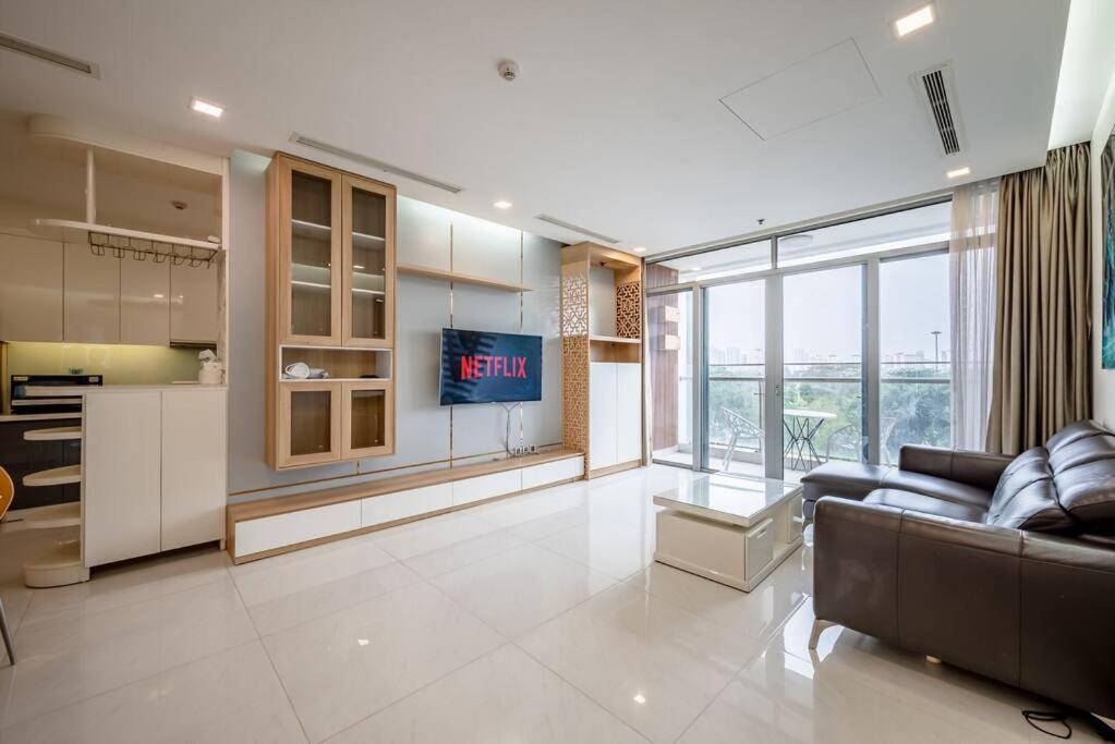 4 BR in vinhome central park -p4