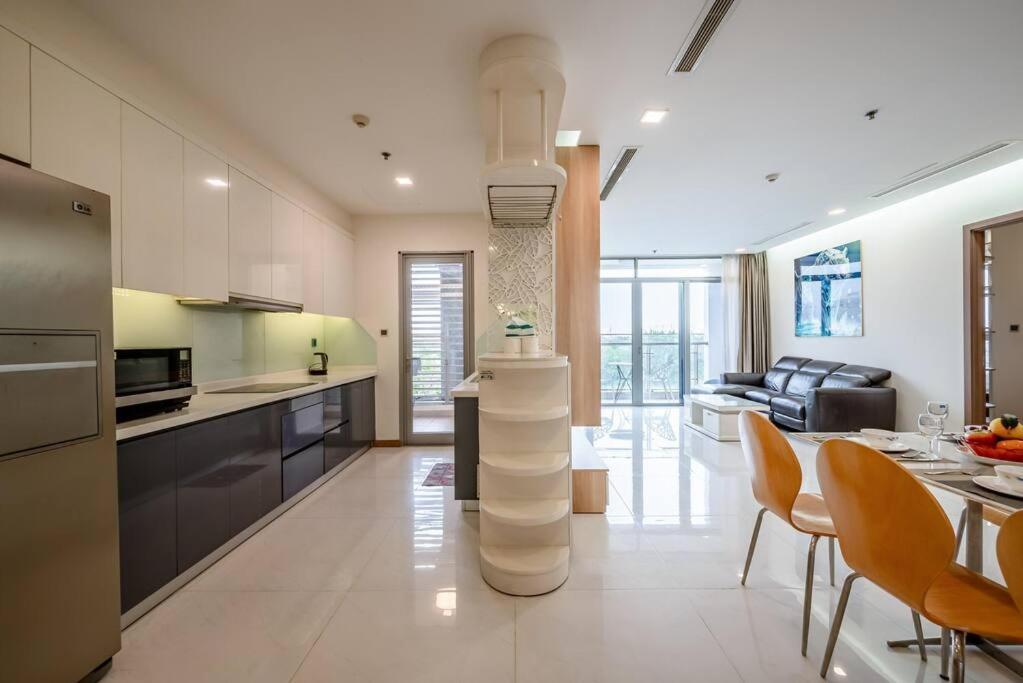 4 BR in vinhome central park -p4