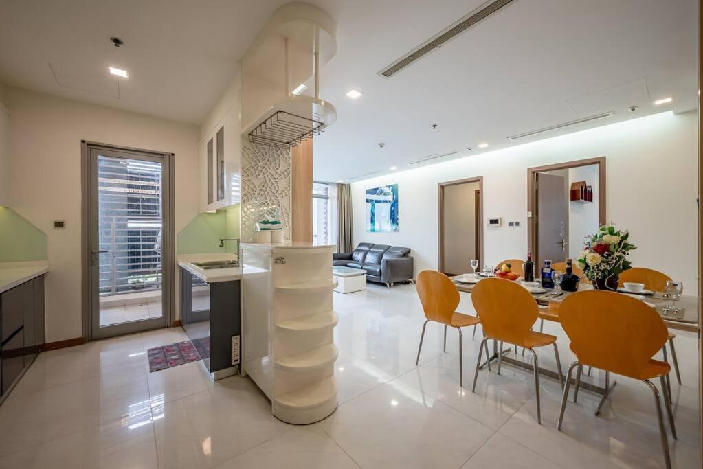 4 BR in vinhome central park -p4