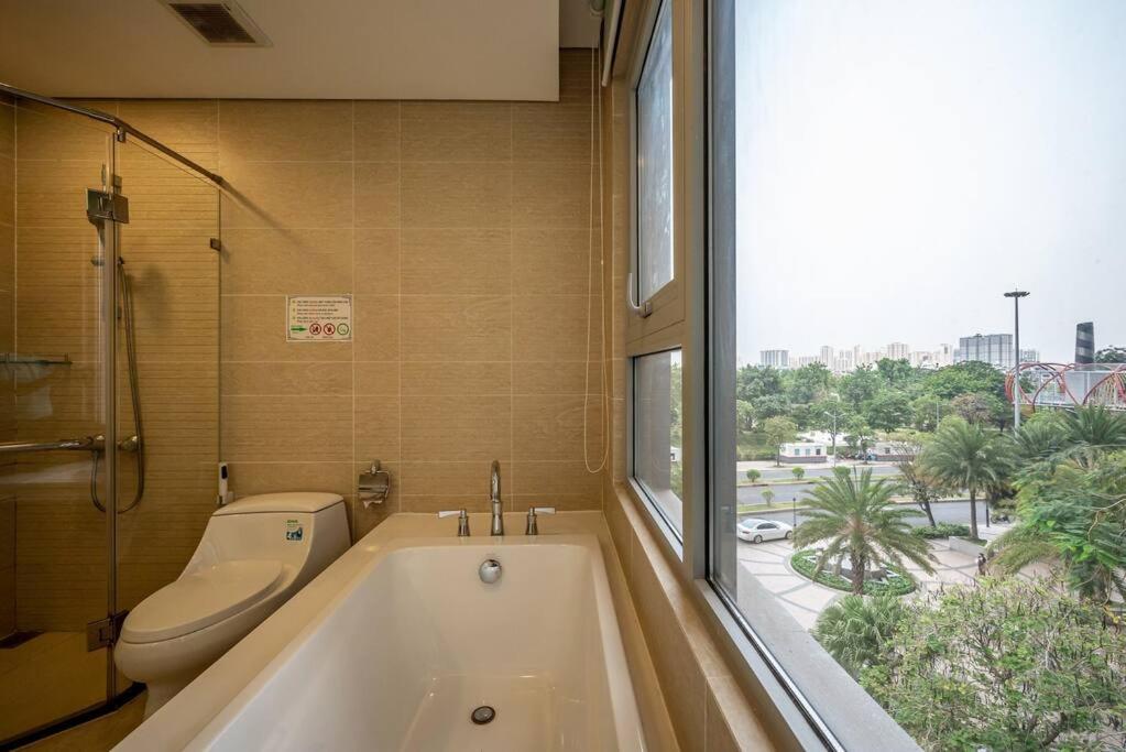 4 BR in vinhome central park -p4