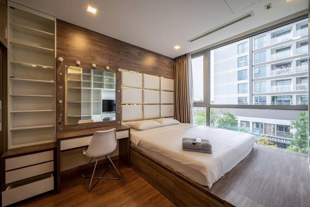 4 BR in vinhome central park -p4