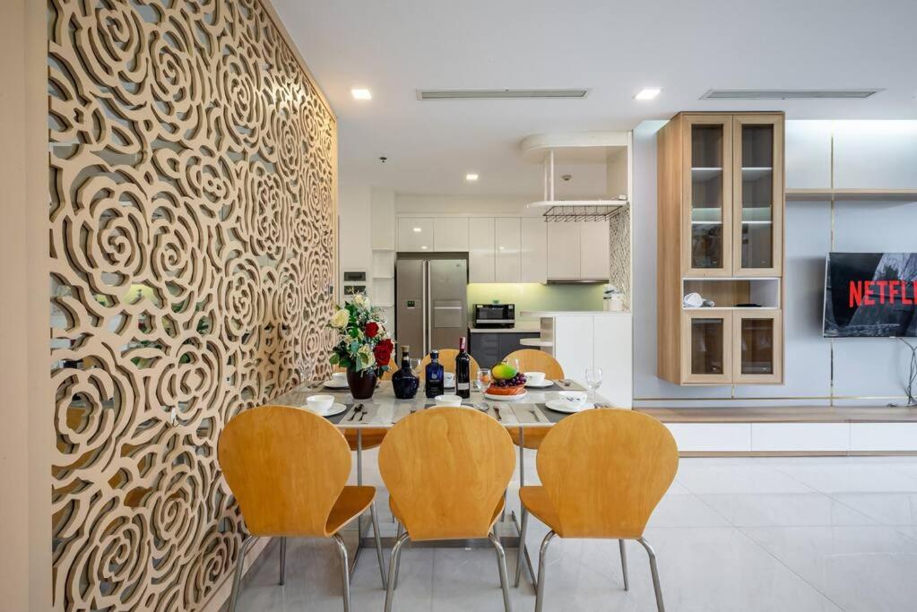 4 BR in vinhome central park -p4