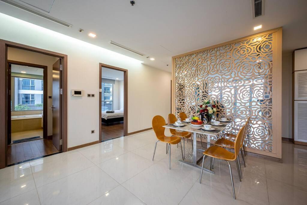 4 BR in vinhome central park -p4