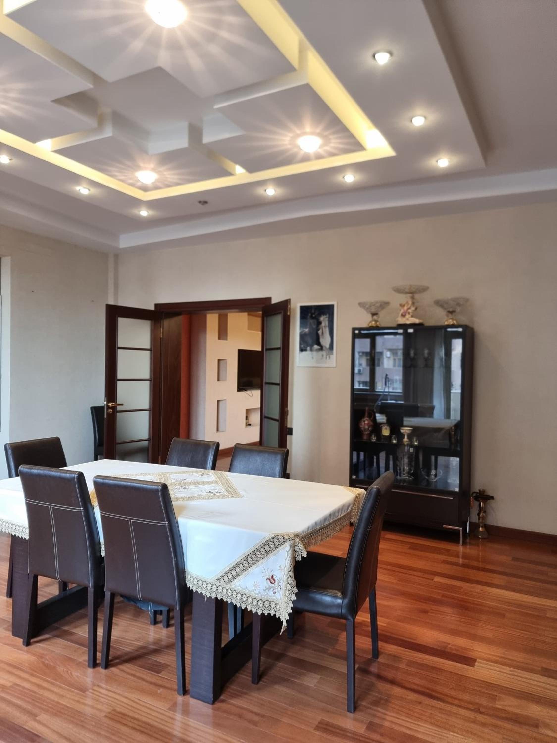 Luxury Family Apartment