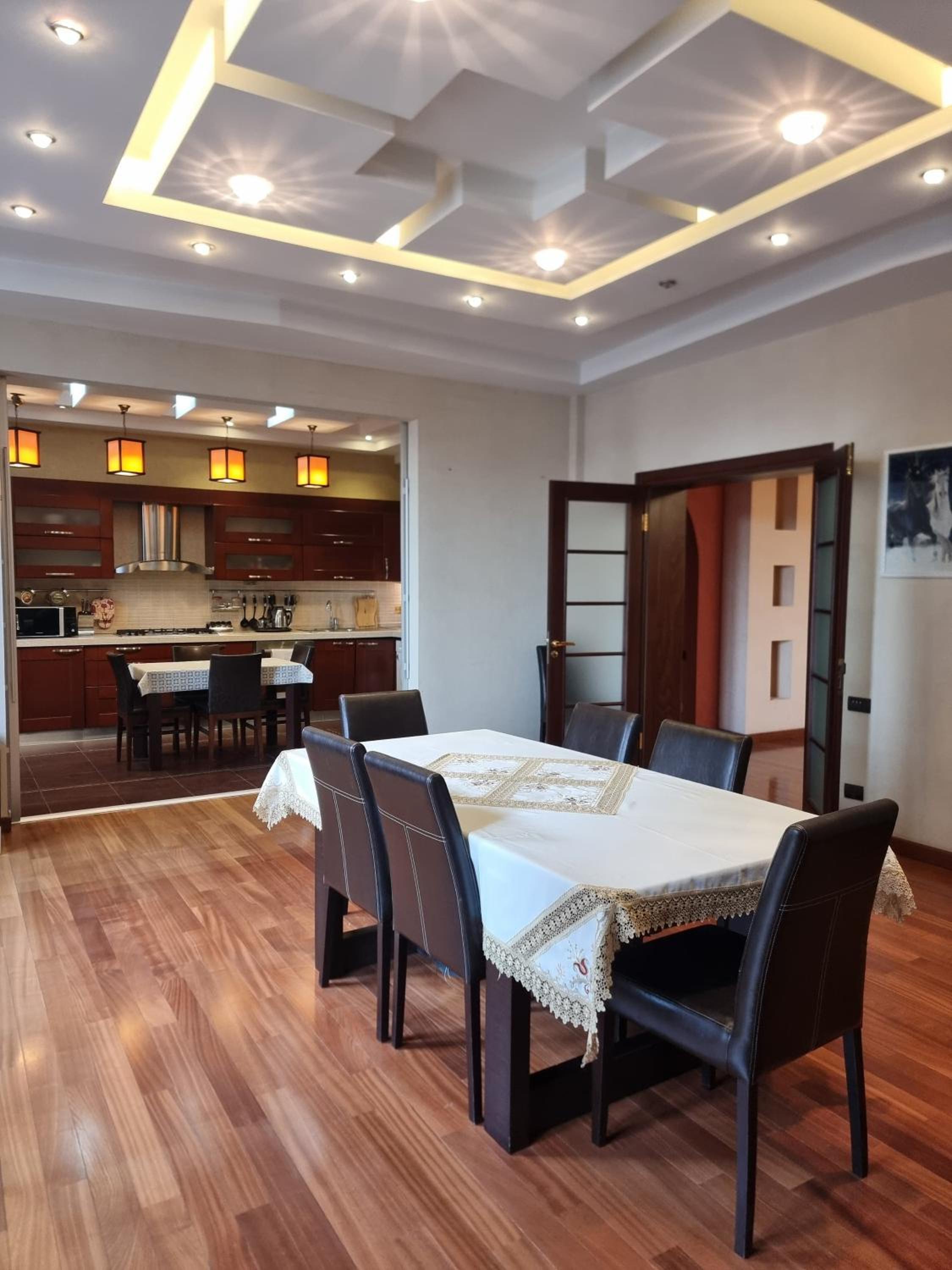 Luxury Family Apartment