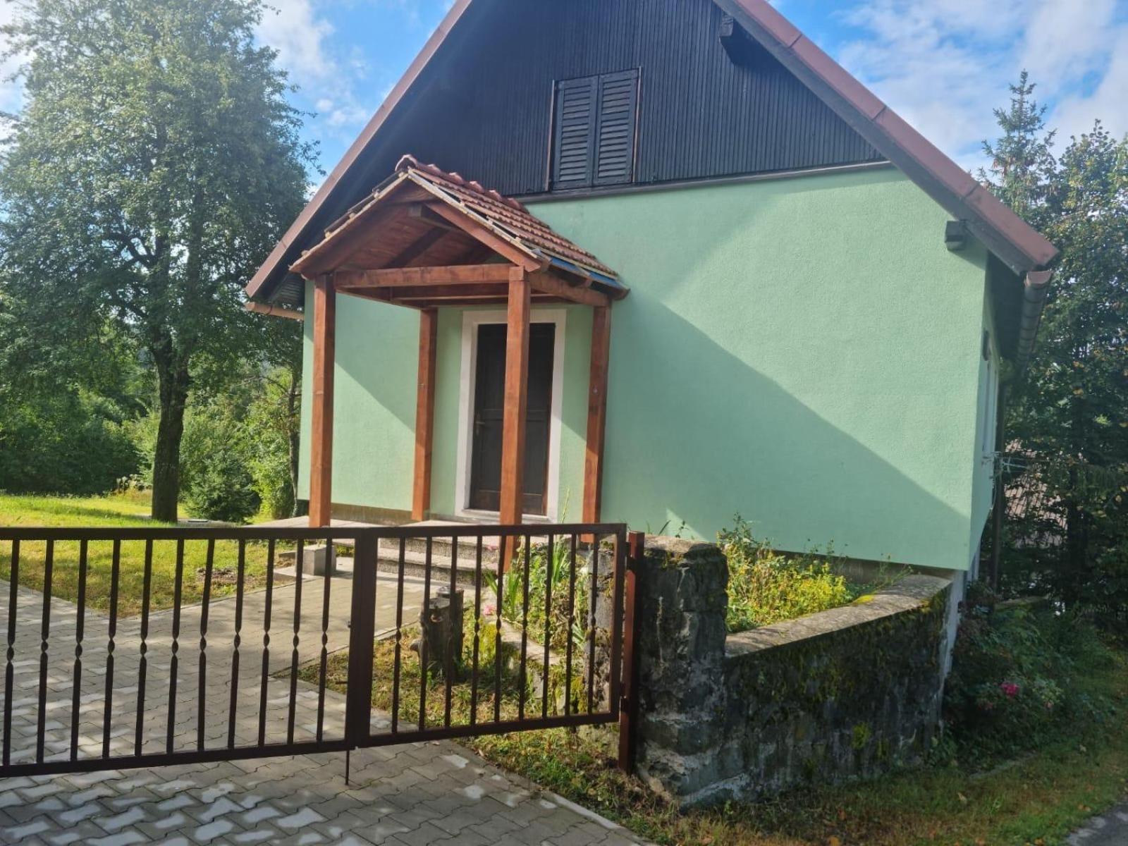 FoRest Chalet view 3