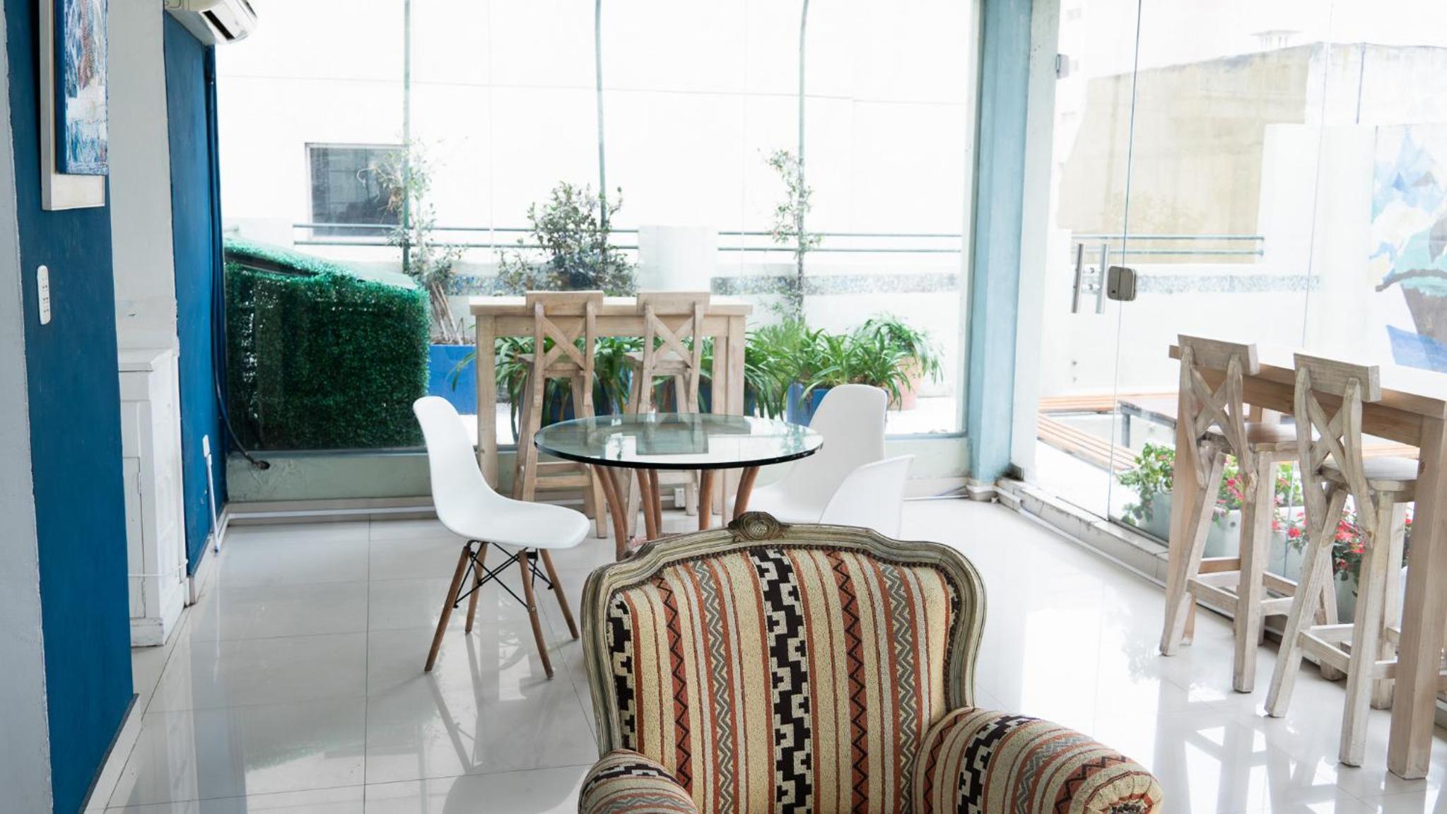 lounge
