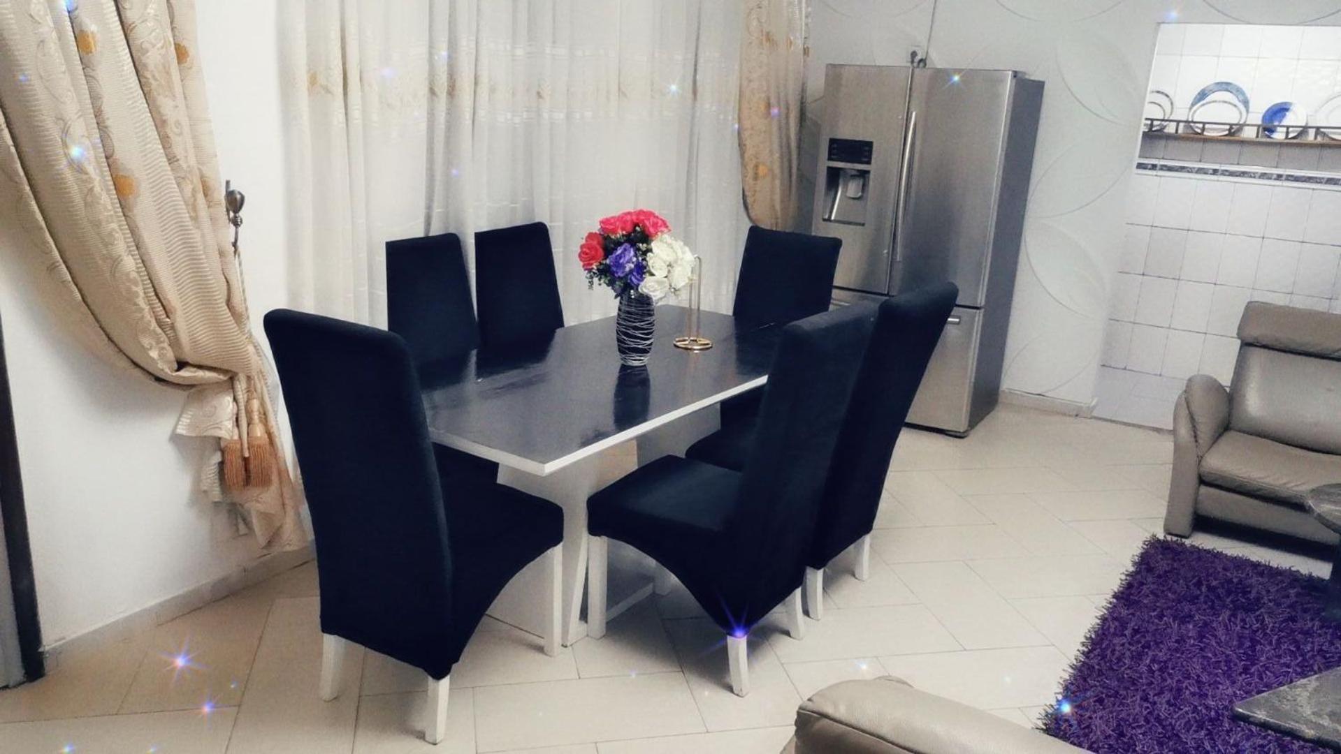 SMART CITY - APPARTEMENT VIP - WiFi, Voiture de location & Parking
