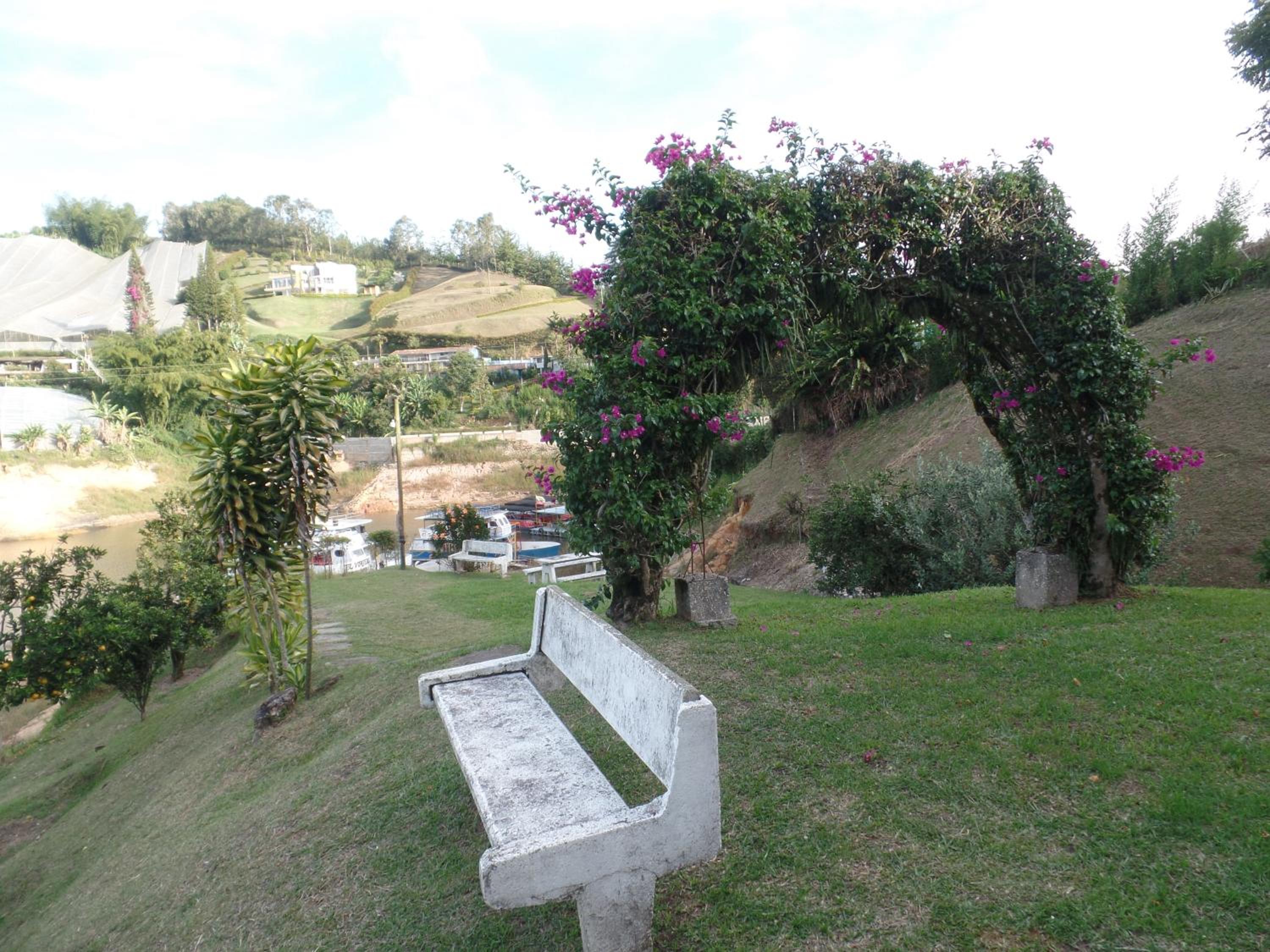 Finca con jacuzzi a 15min de Guatape