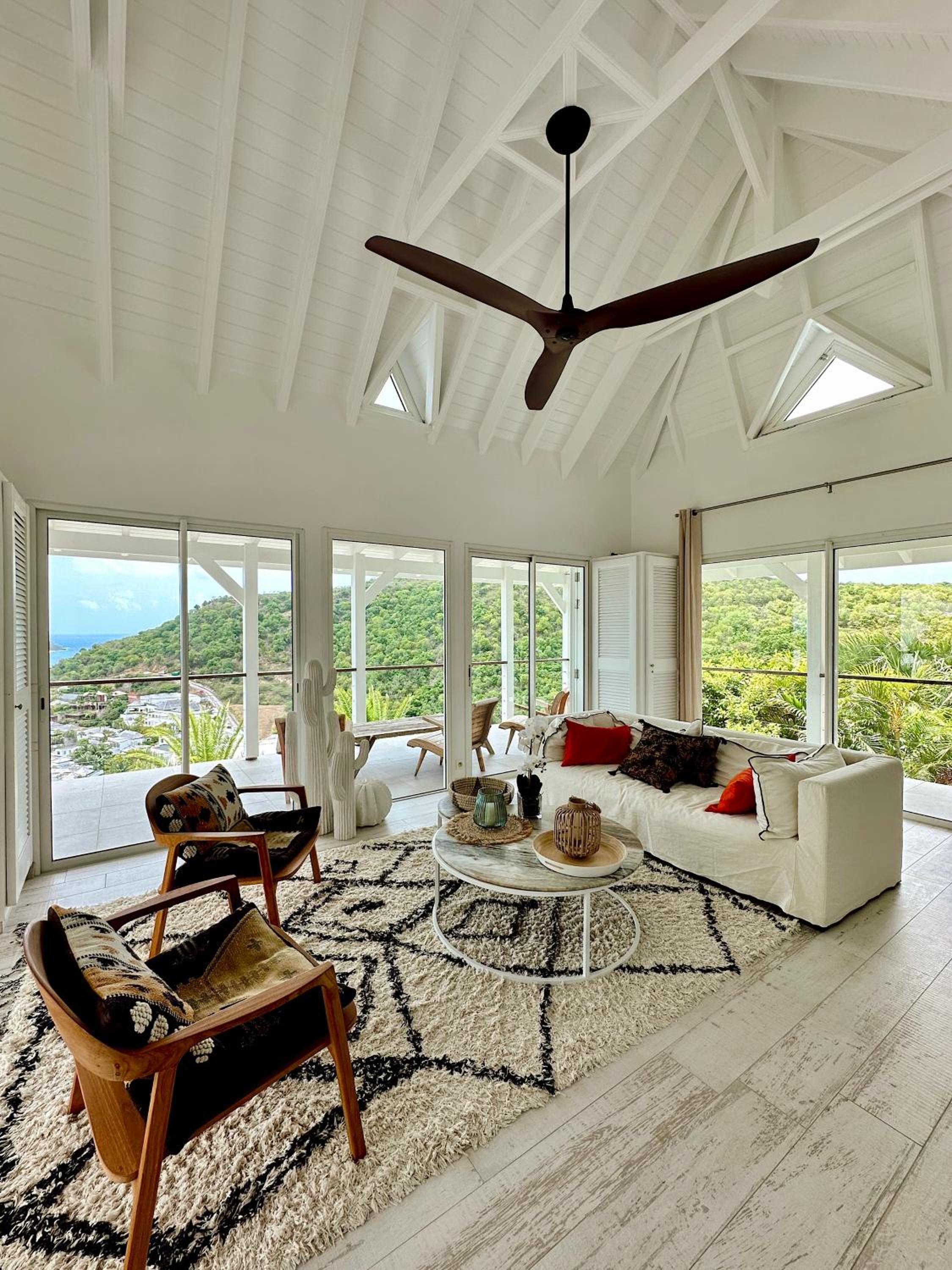 Pearl's Roc Villa