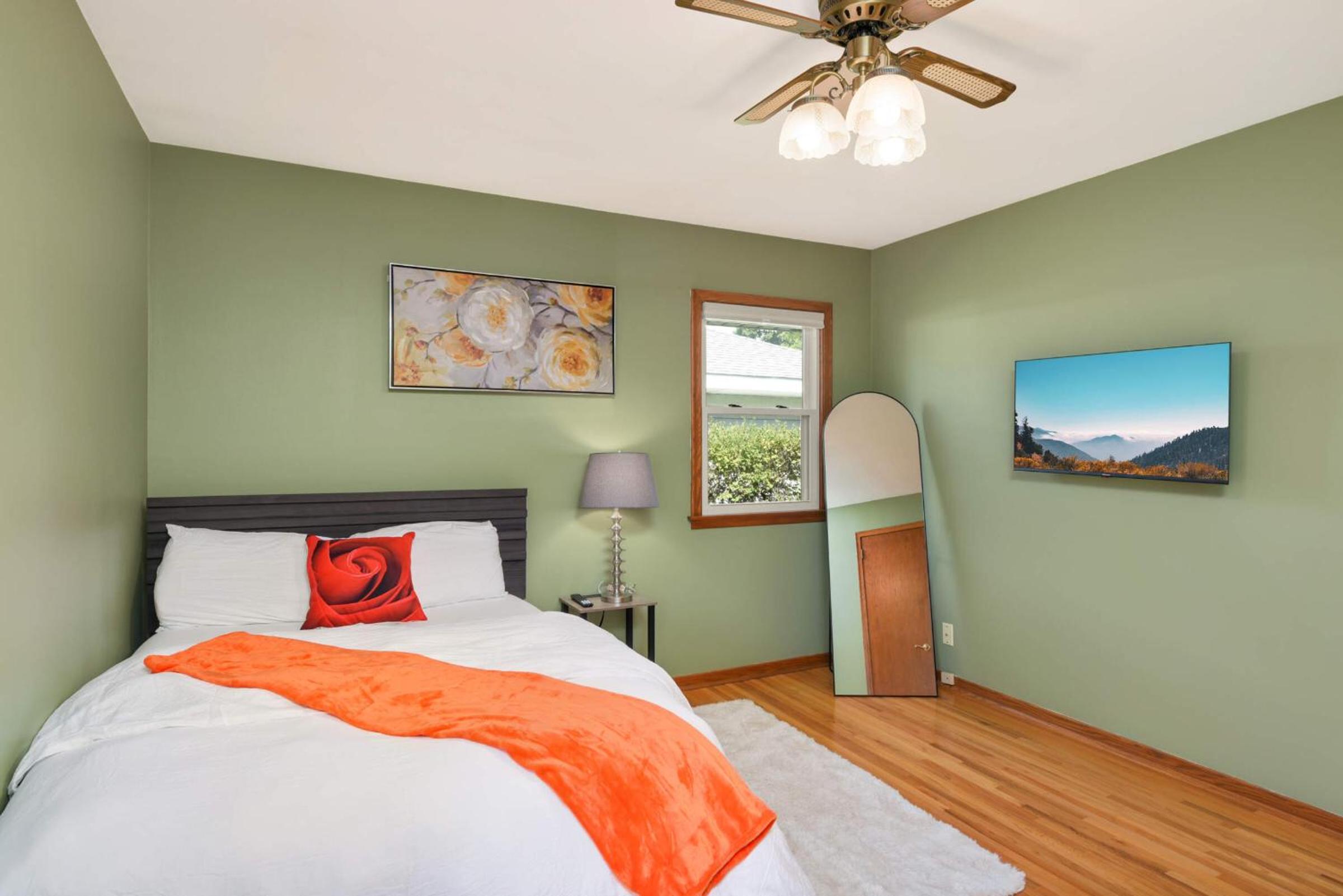 Cottage Grove Haven, Spacious 4-Bed, 3 Baths Retreat, photo 18
