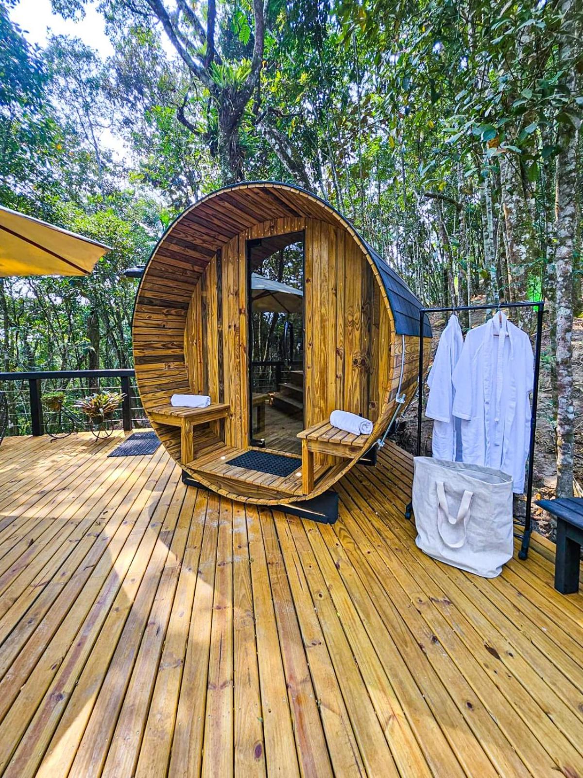 Bulegreen Cabanas